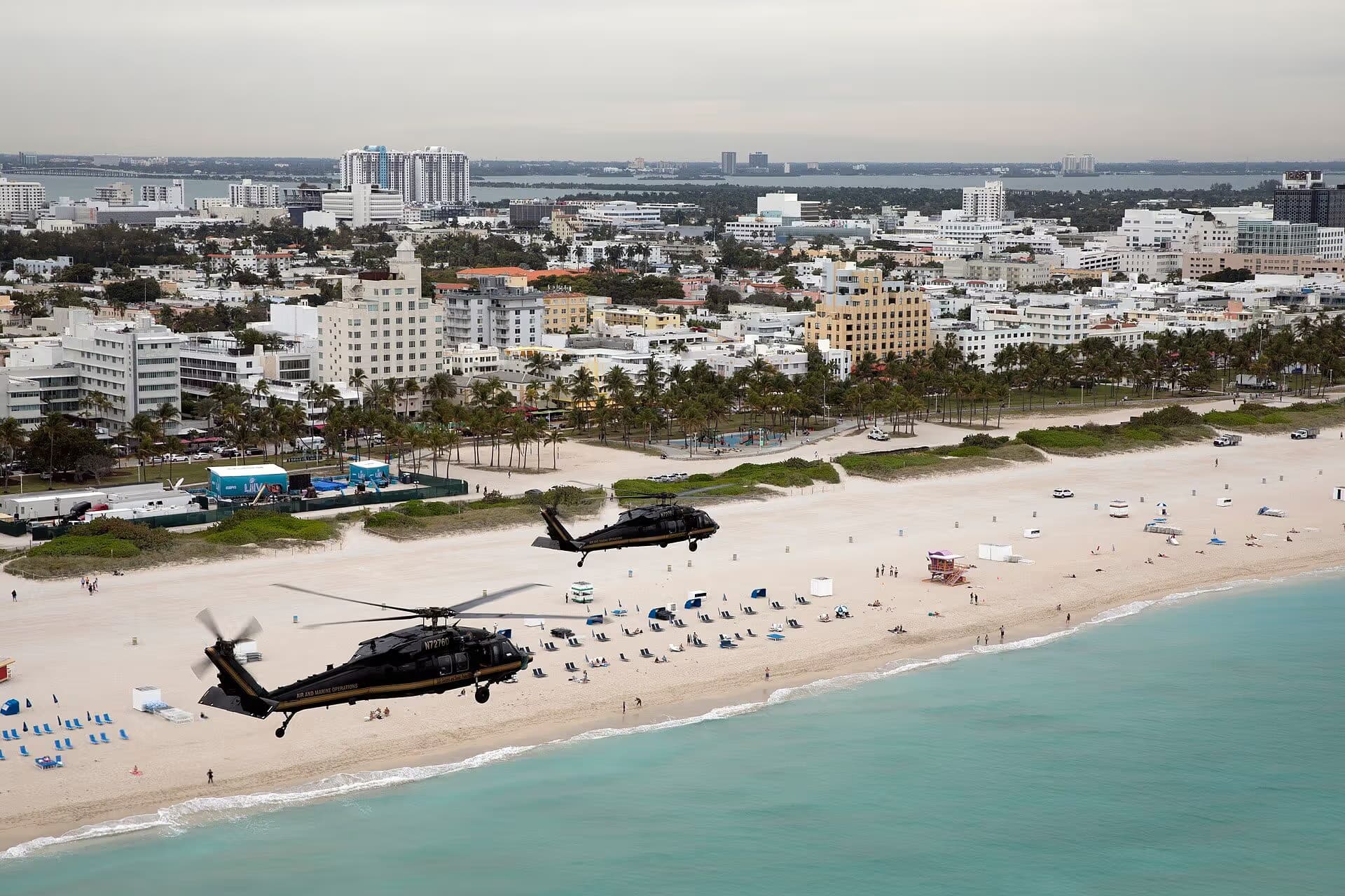 N72760 — Helicopter