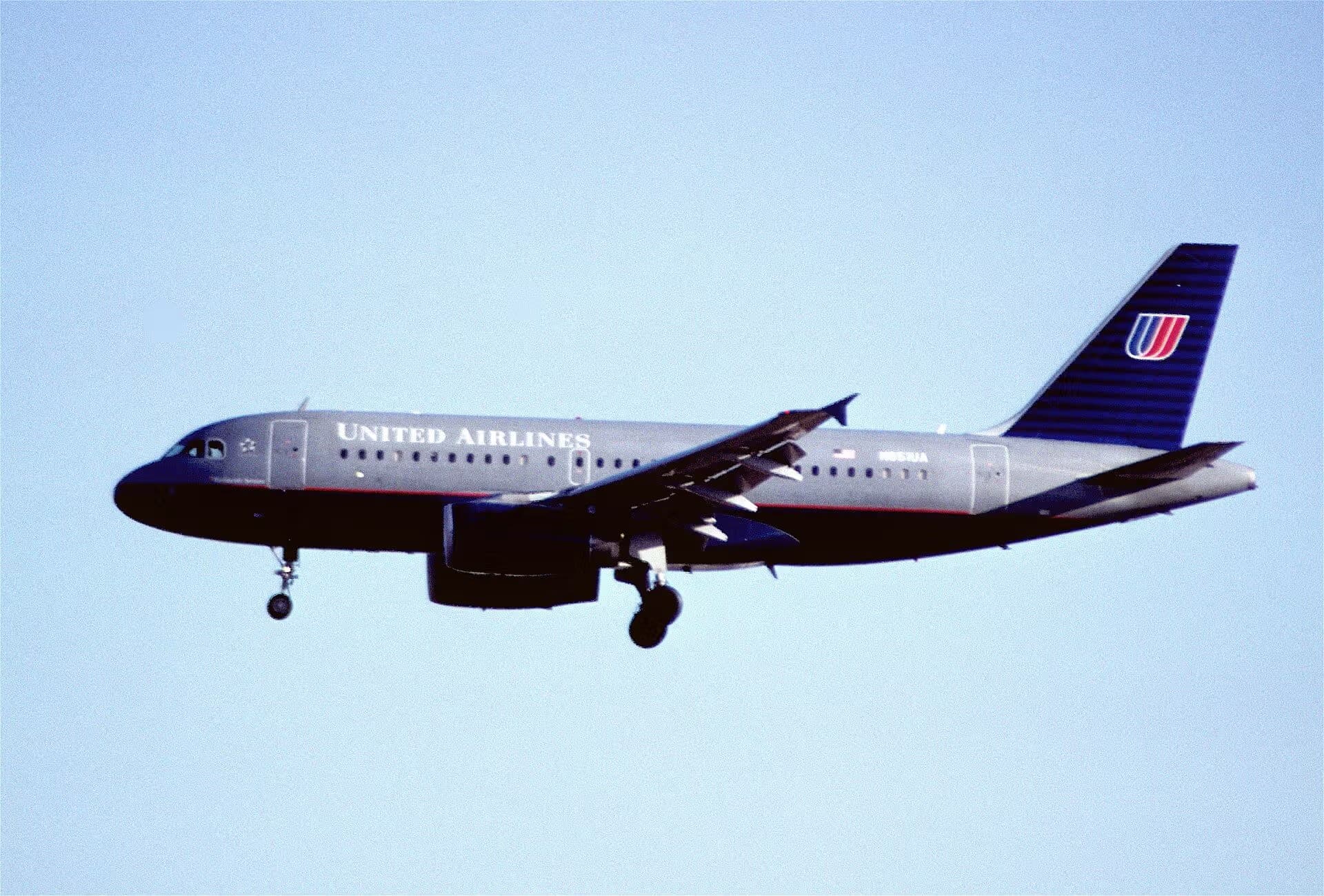 N851UA — Airbus