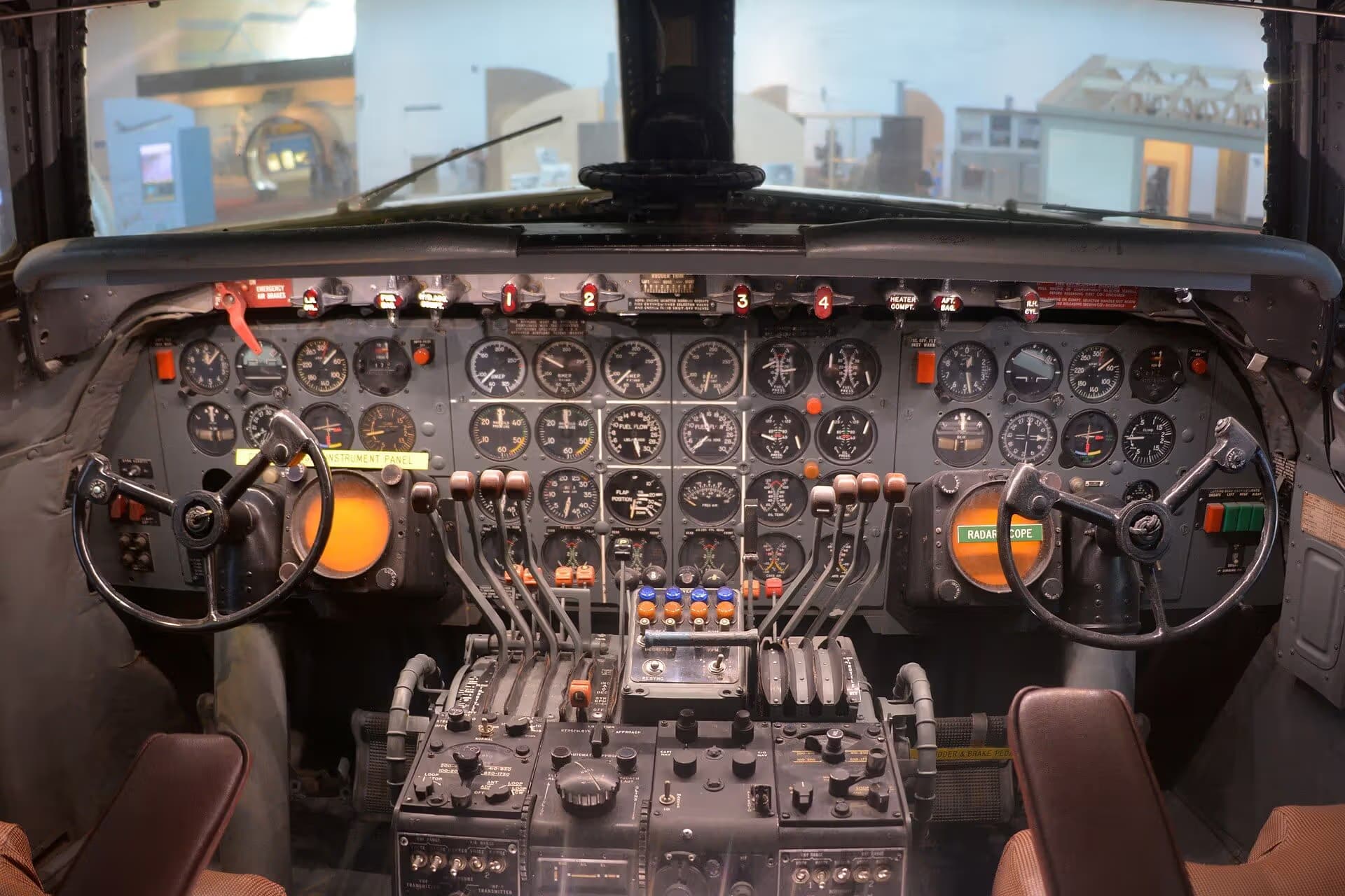 N334AA — Aircraft
