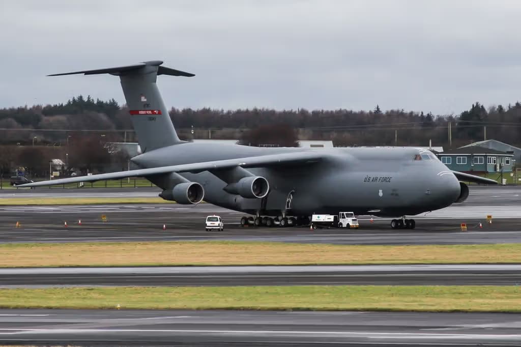 Unidentified — Lockheed