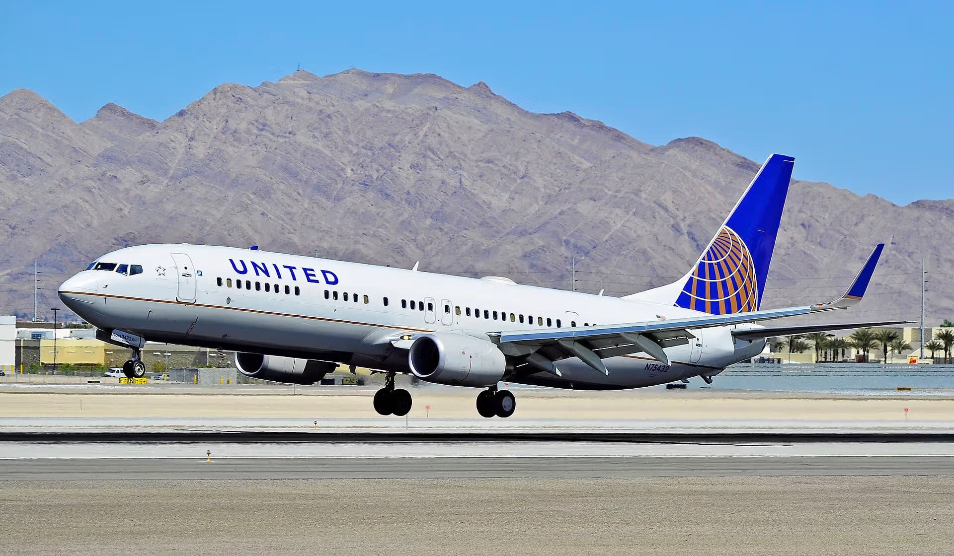 N75432 — Boeing