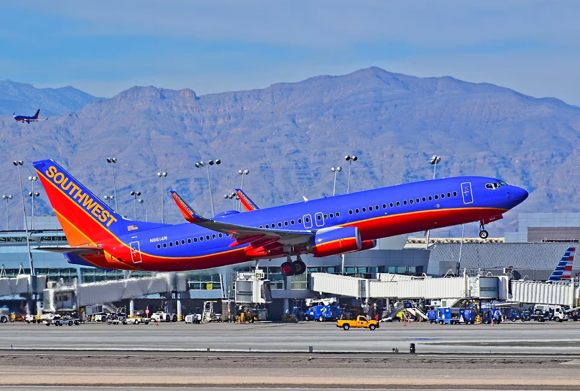 N8614M — Boeing