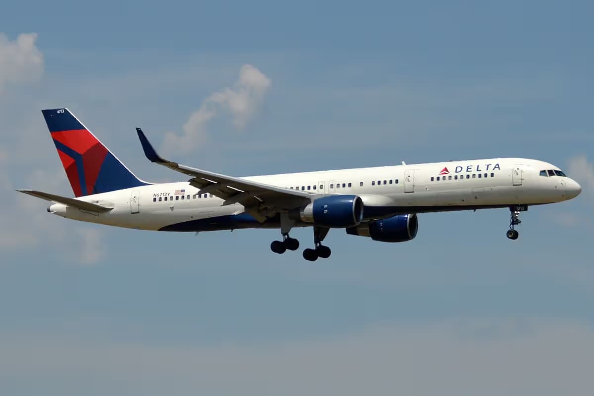 N6713Y — Boeing