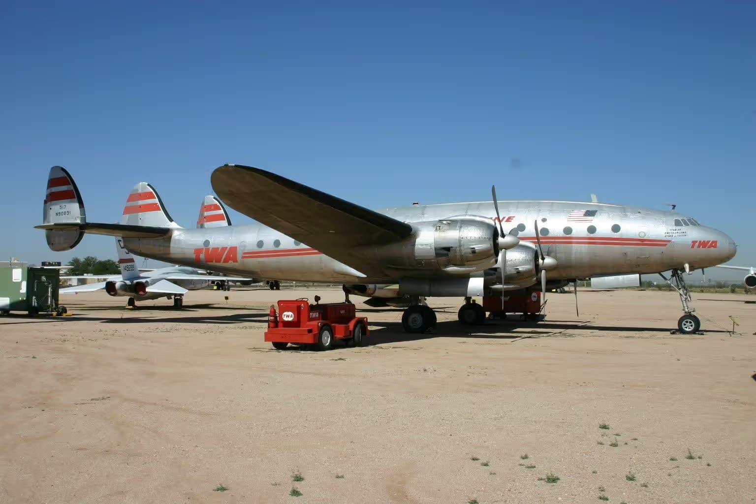 N90831 — Lockheed