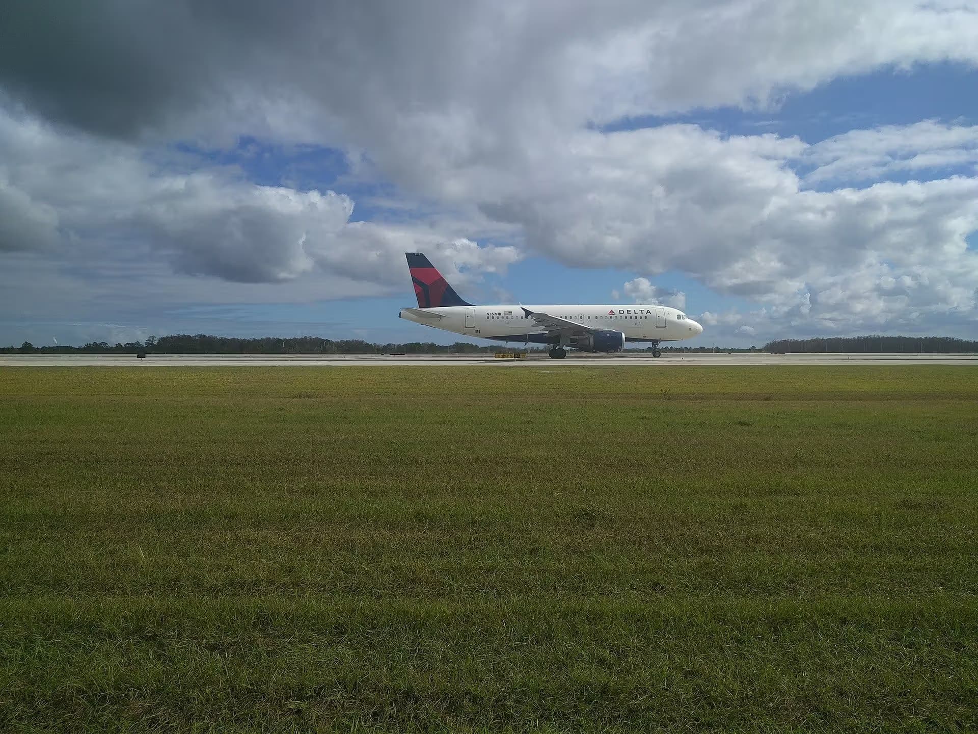 N357NB — Twin-engine aircraft