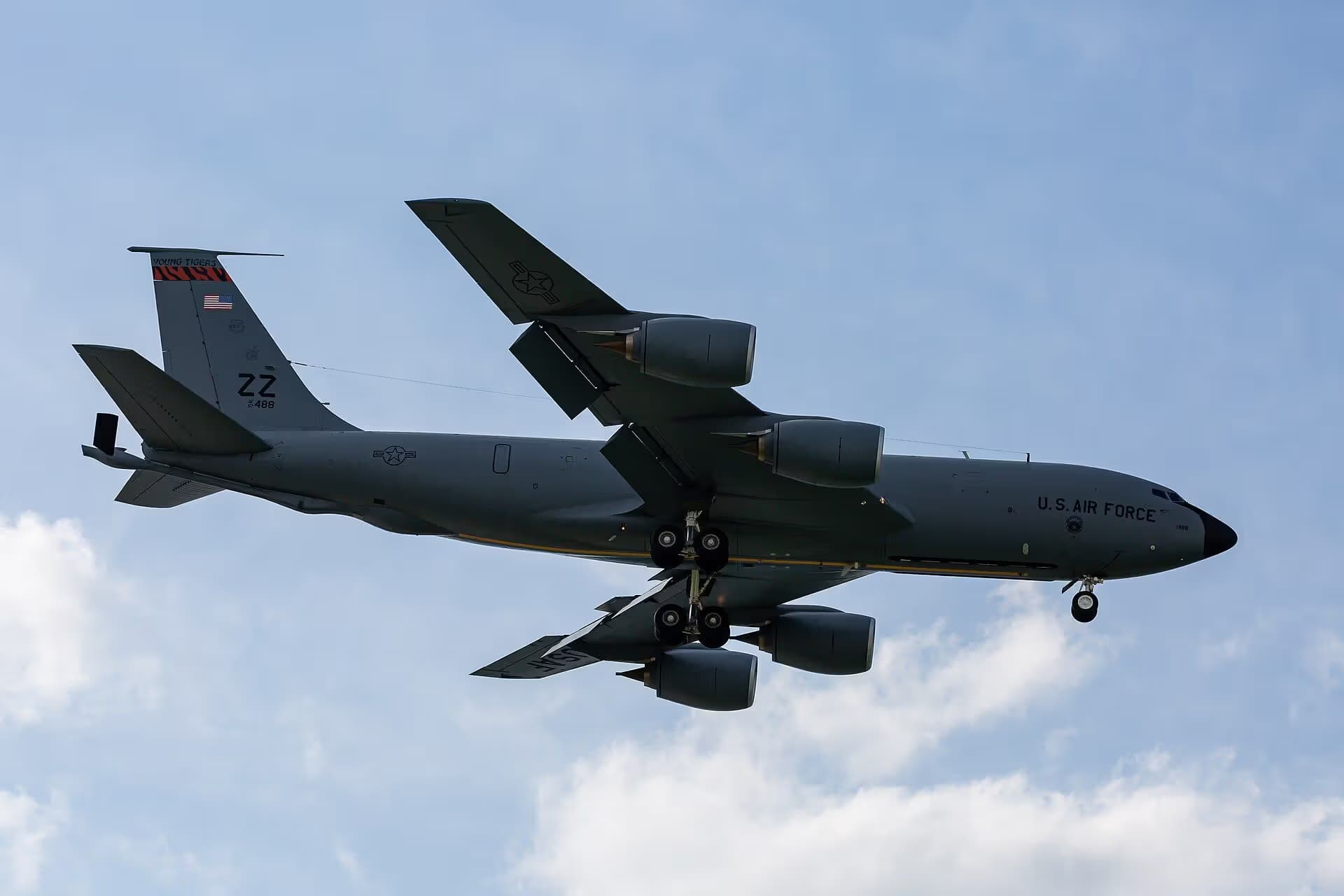 Unidentified — Boeing