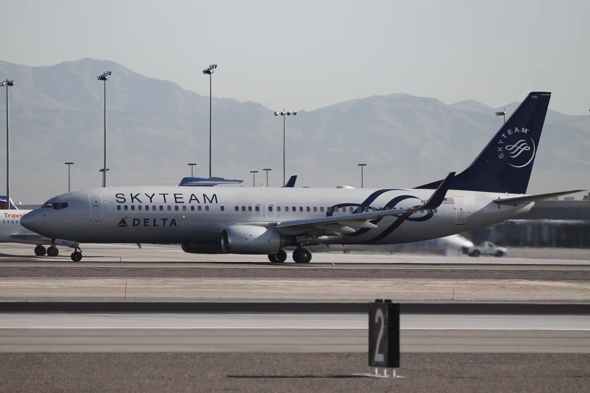 N3761R — Boeing