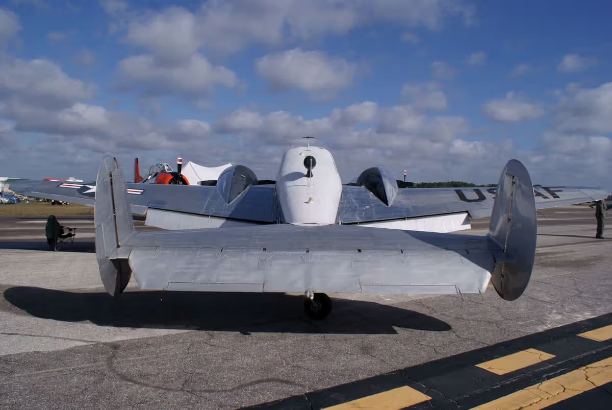 Unidentified — Lockheed