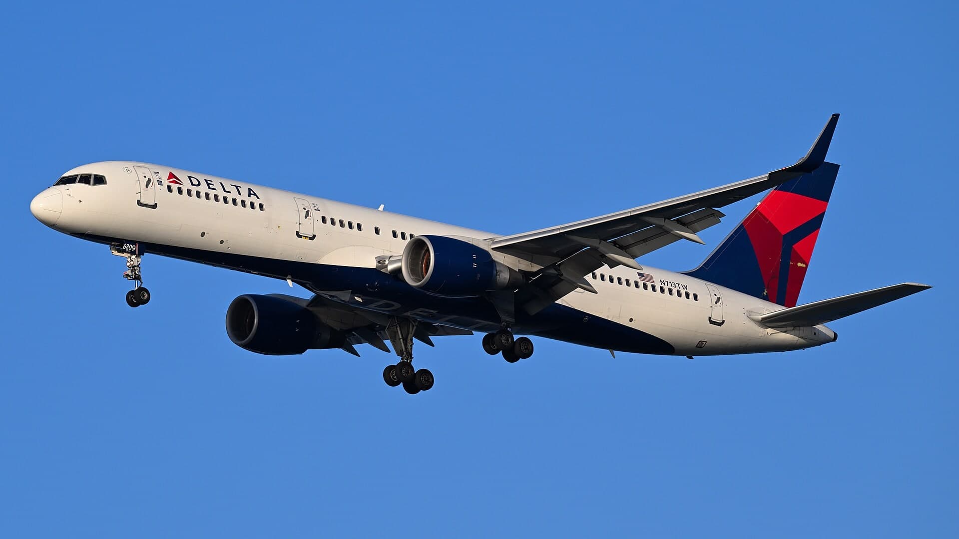 N713TW — Boeing