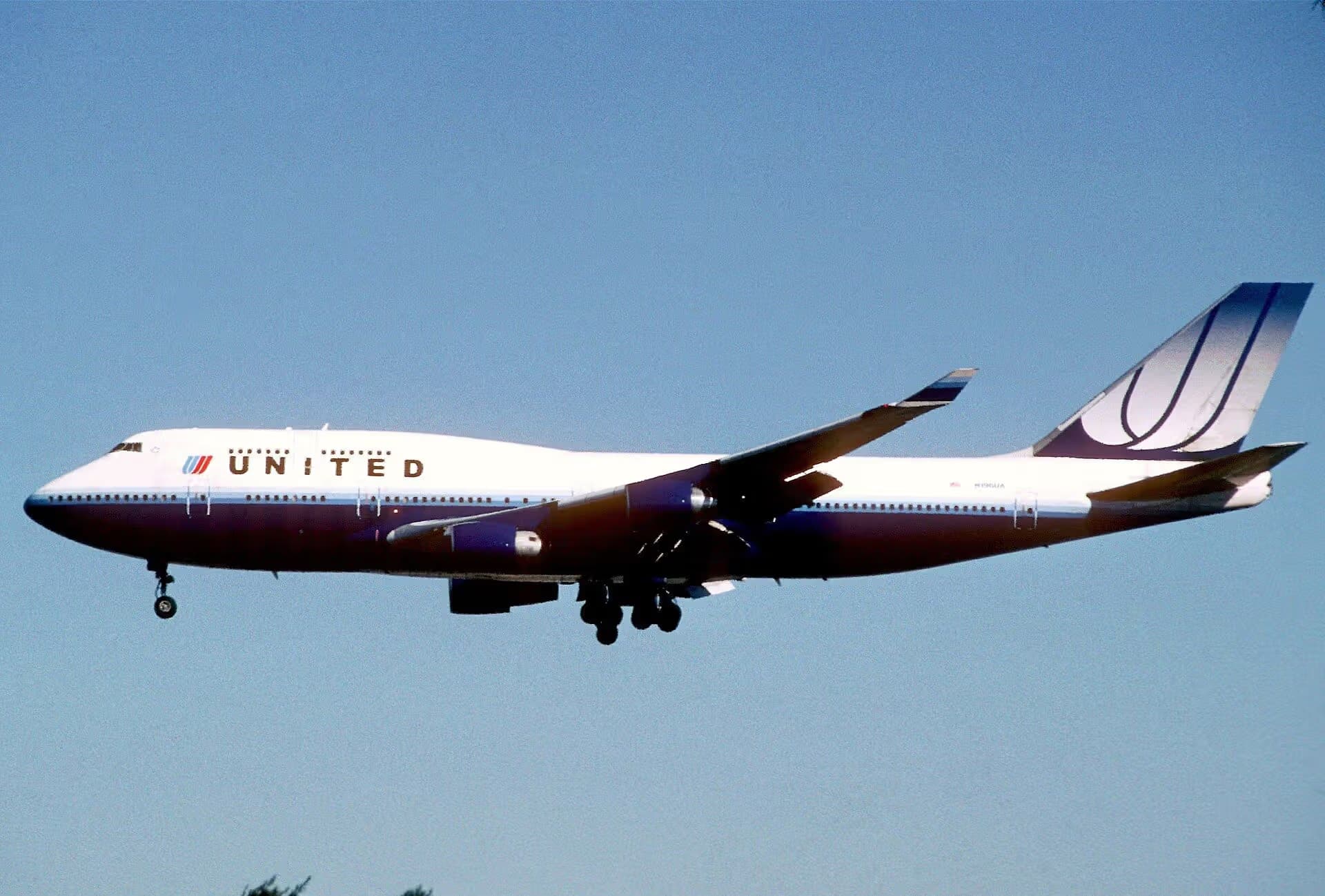 N196UA — Boeing