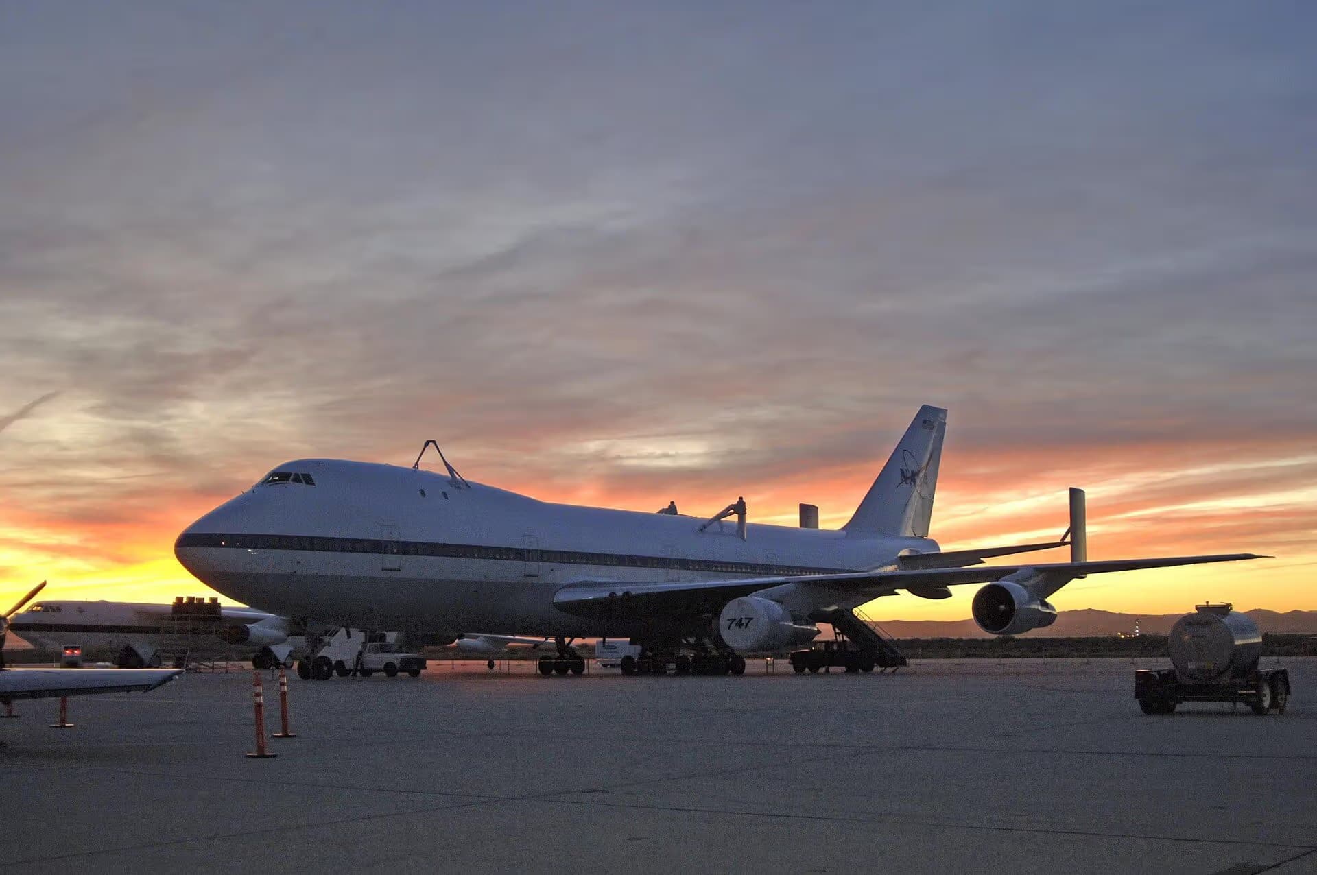 N905NA — Boeing