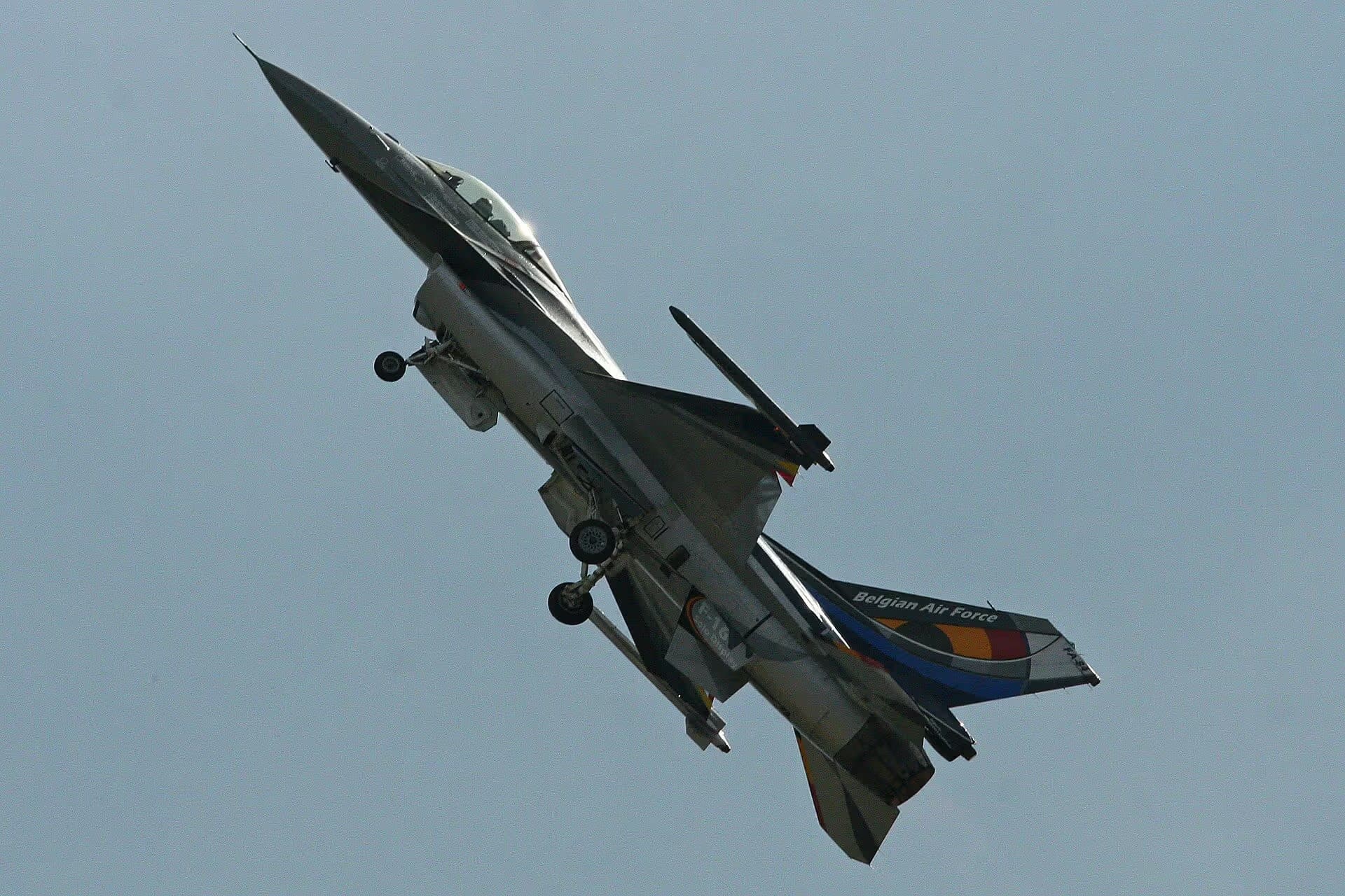 Unidentified — Aircraft