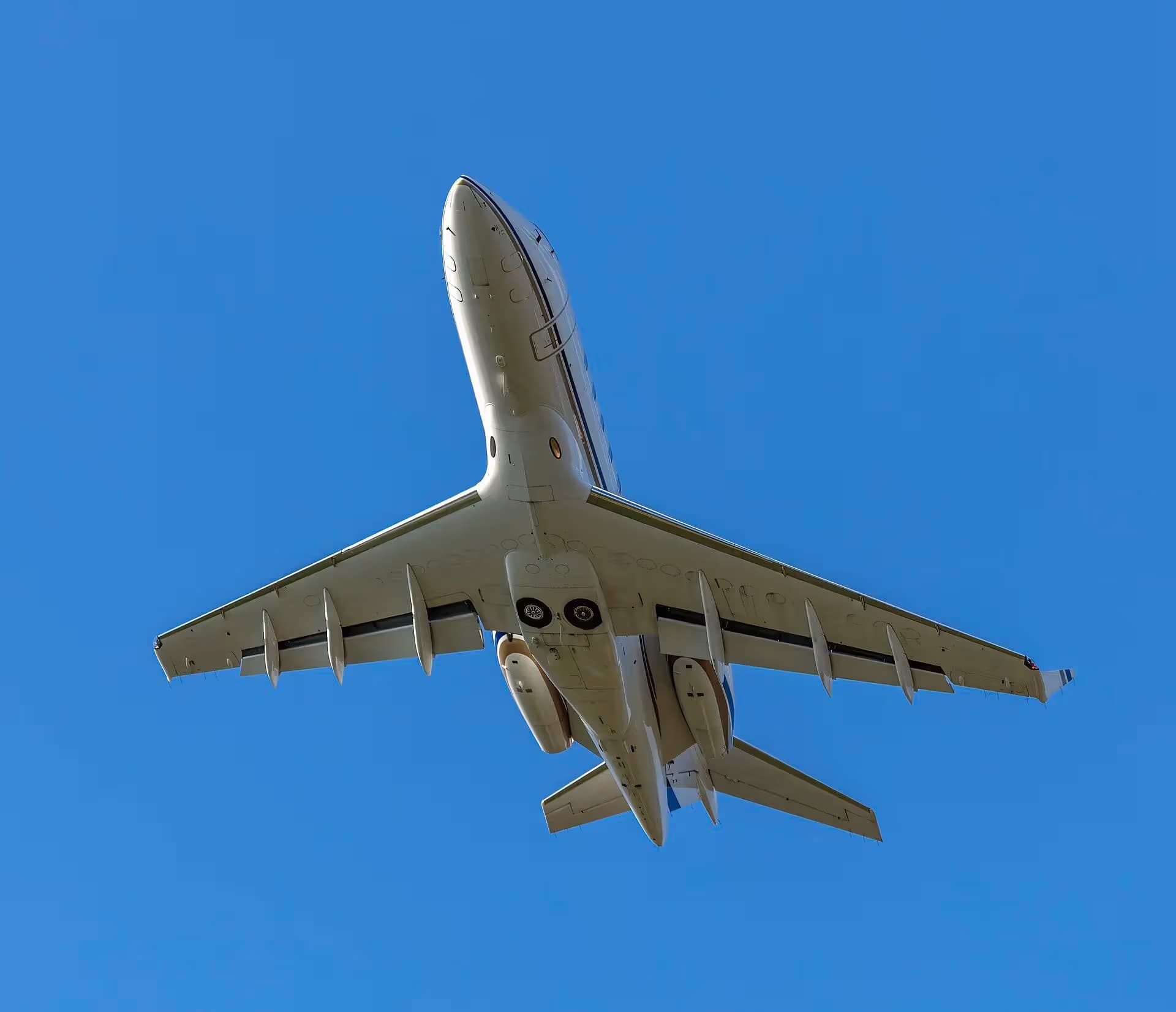 N1826K — Business jet