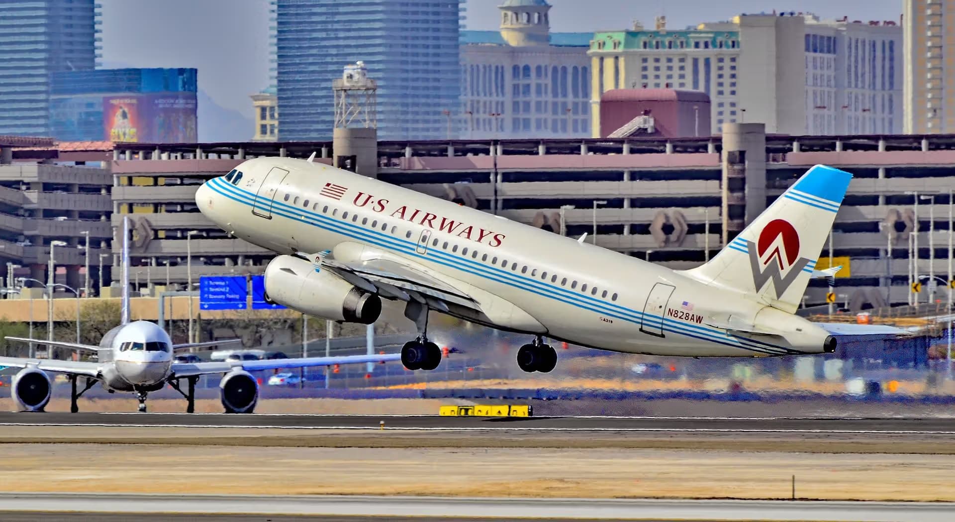 N828AW — Airbus