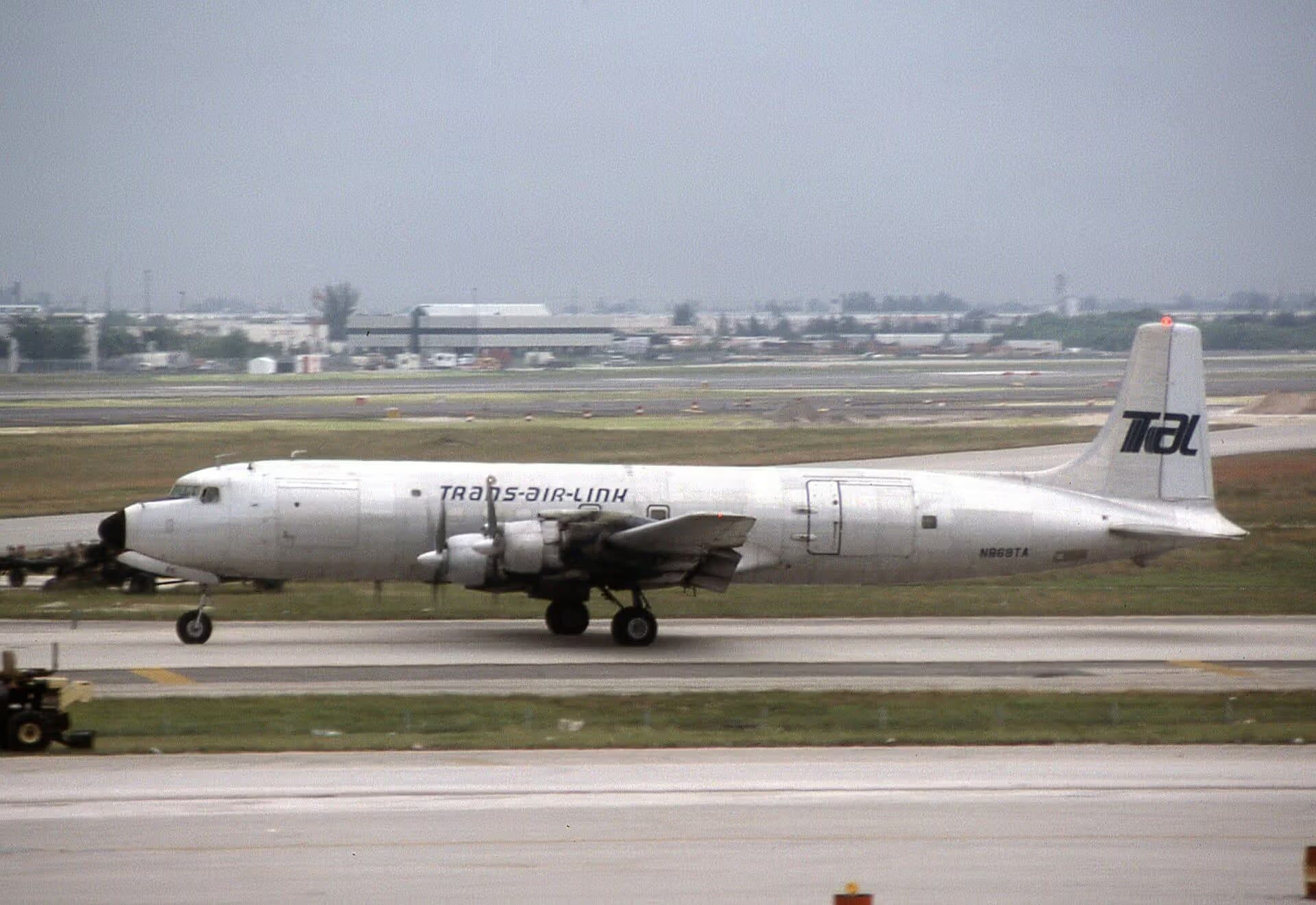 N869TA — Aircraft