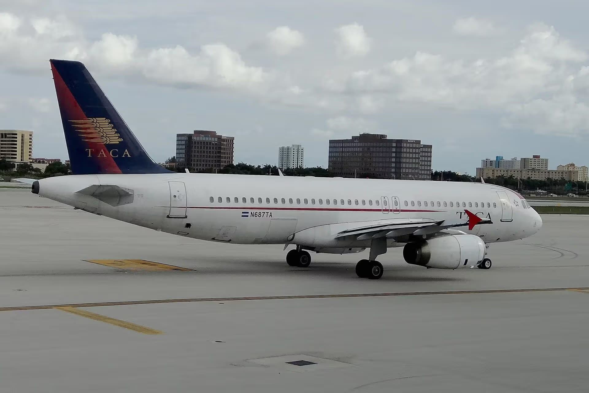 N687TA — Aircraft