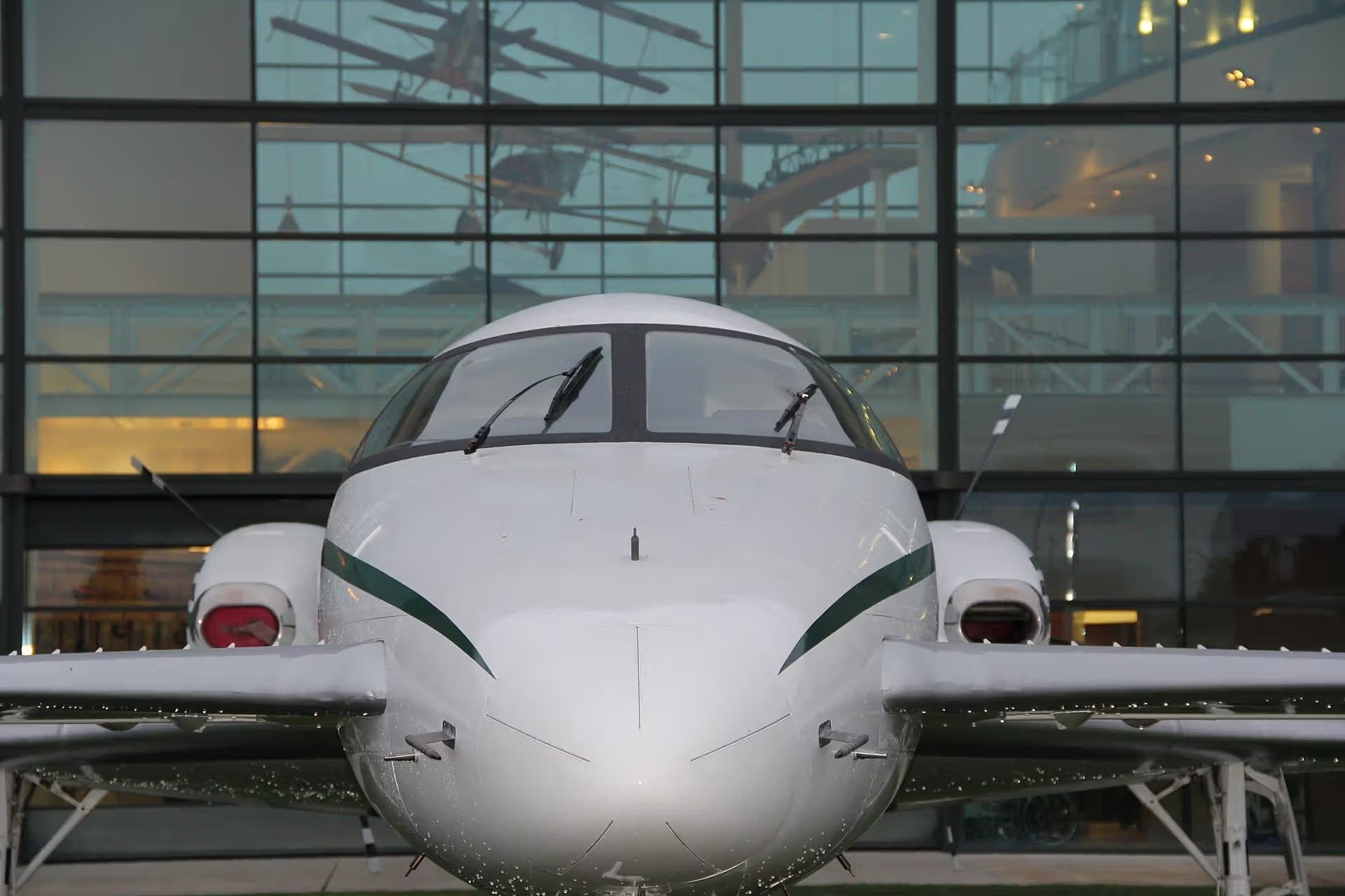Unidentified — Business jet