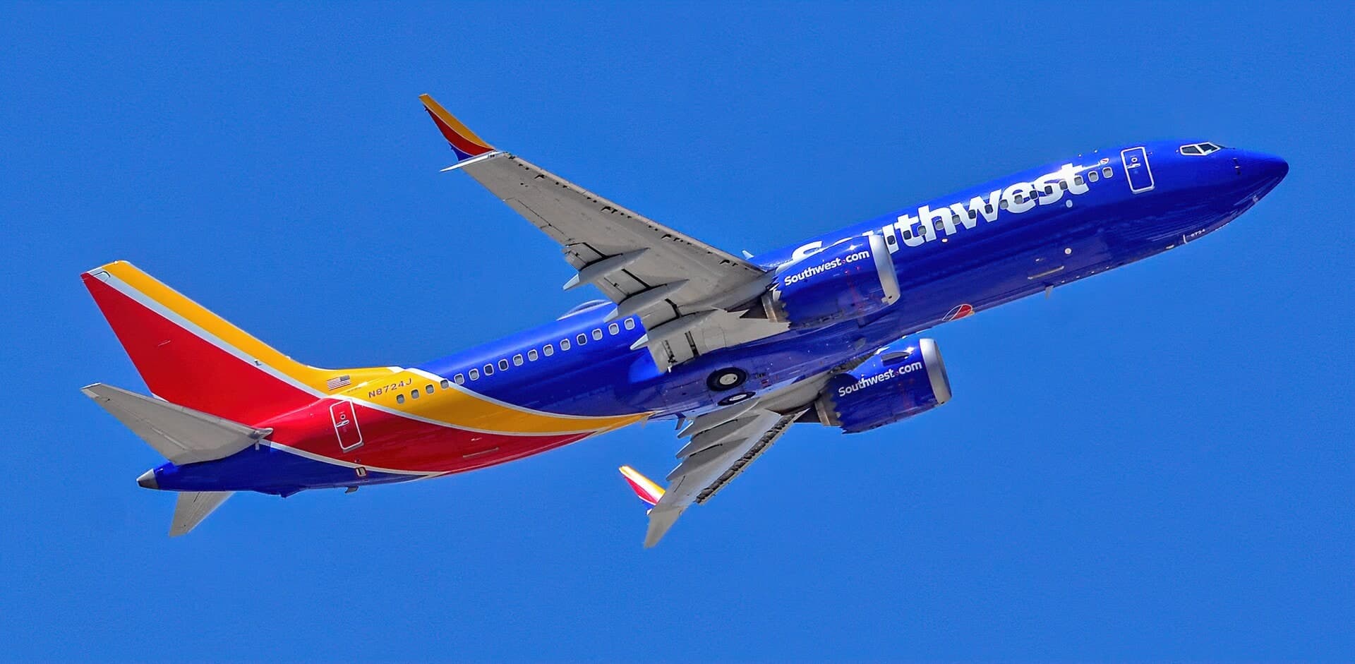 N8724J — Boeing