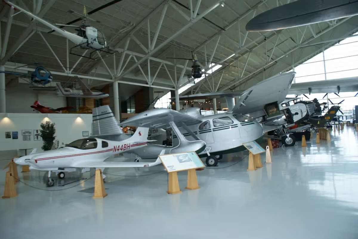 N44BH — Helicopter