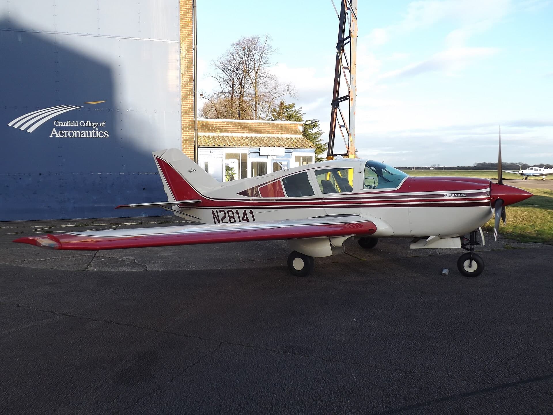 N28141 — Single-engine aircraft