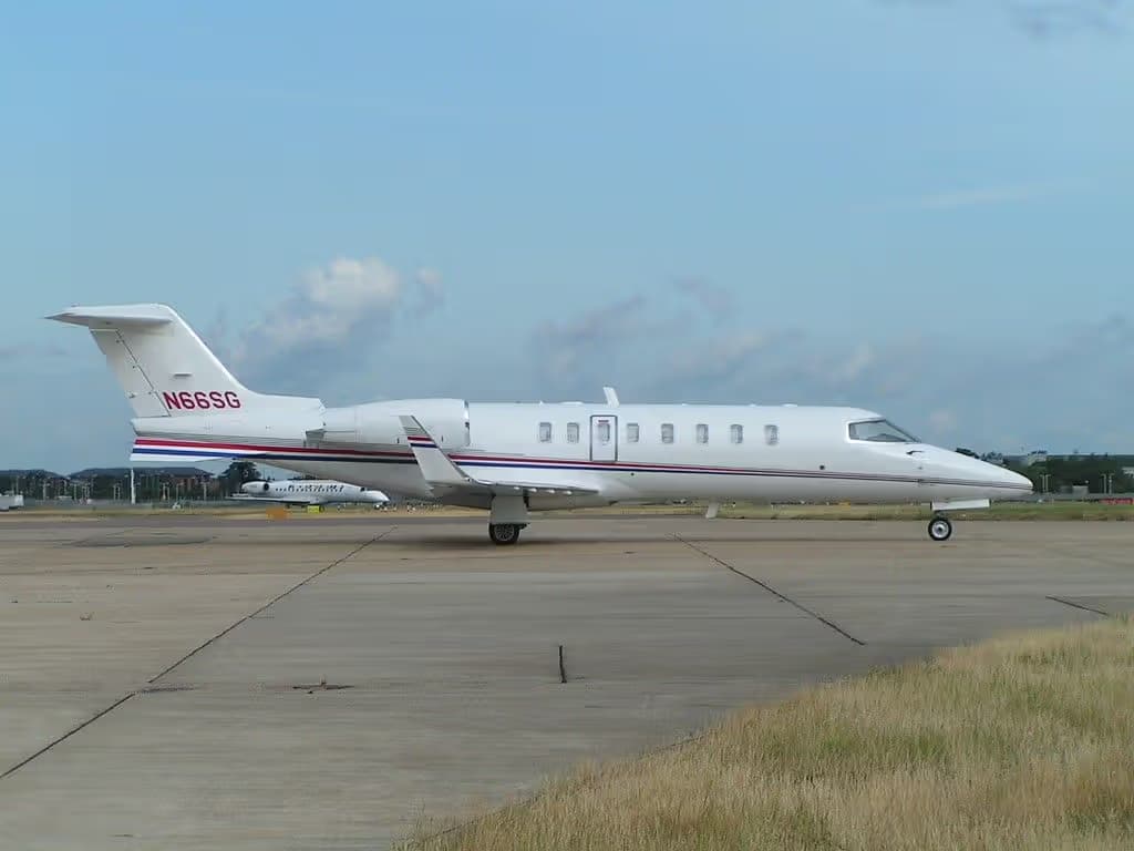 N66SG — Business jet