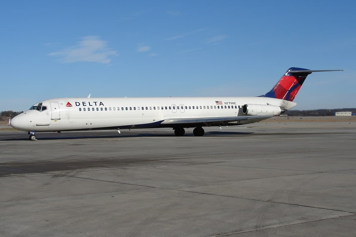 N779NC — Douglas