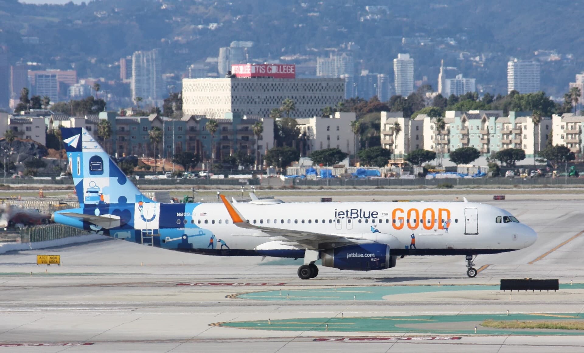 N809JB — Airbus