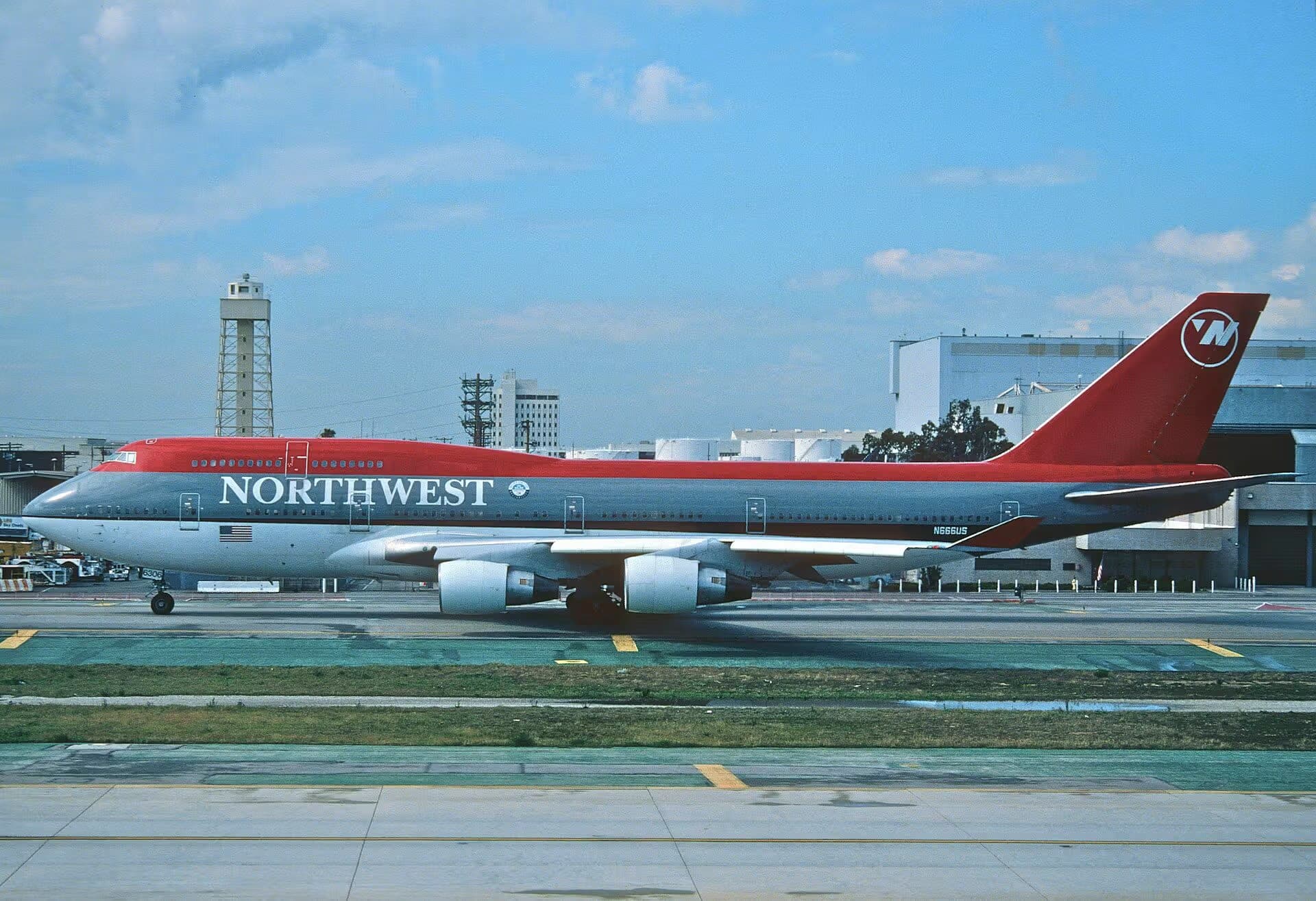 N666US — Boeing
