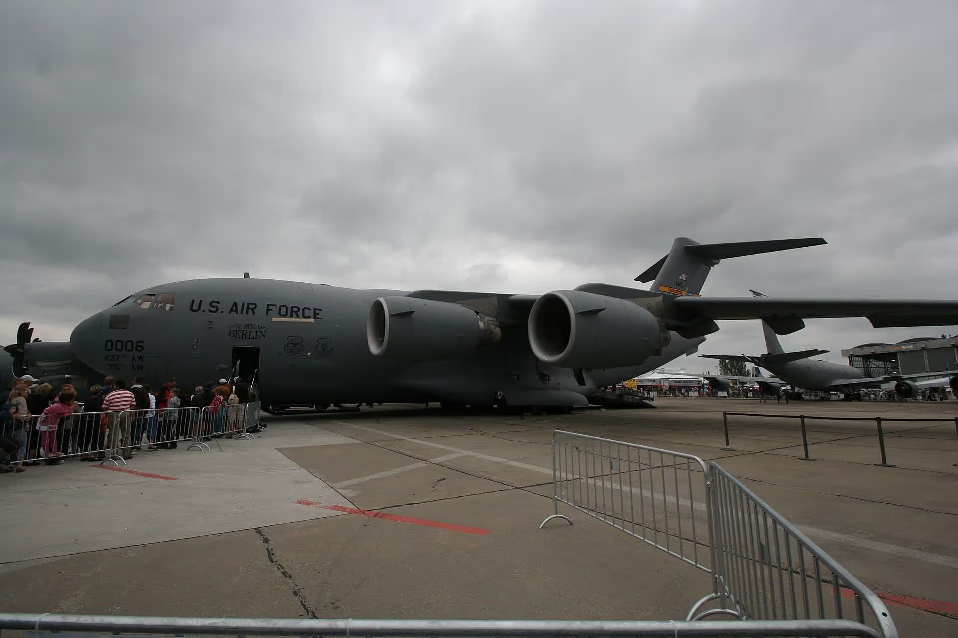 Unidentified — Boeing