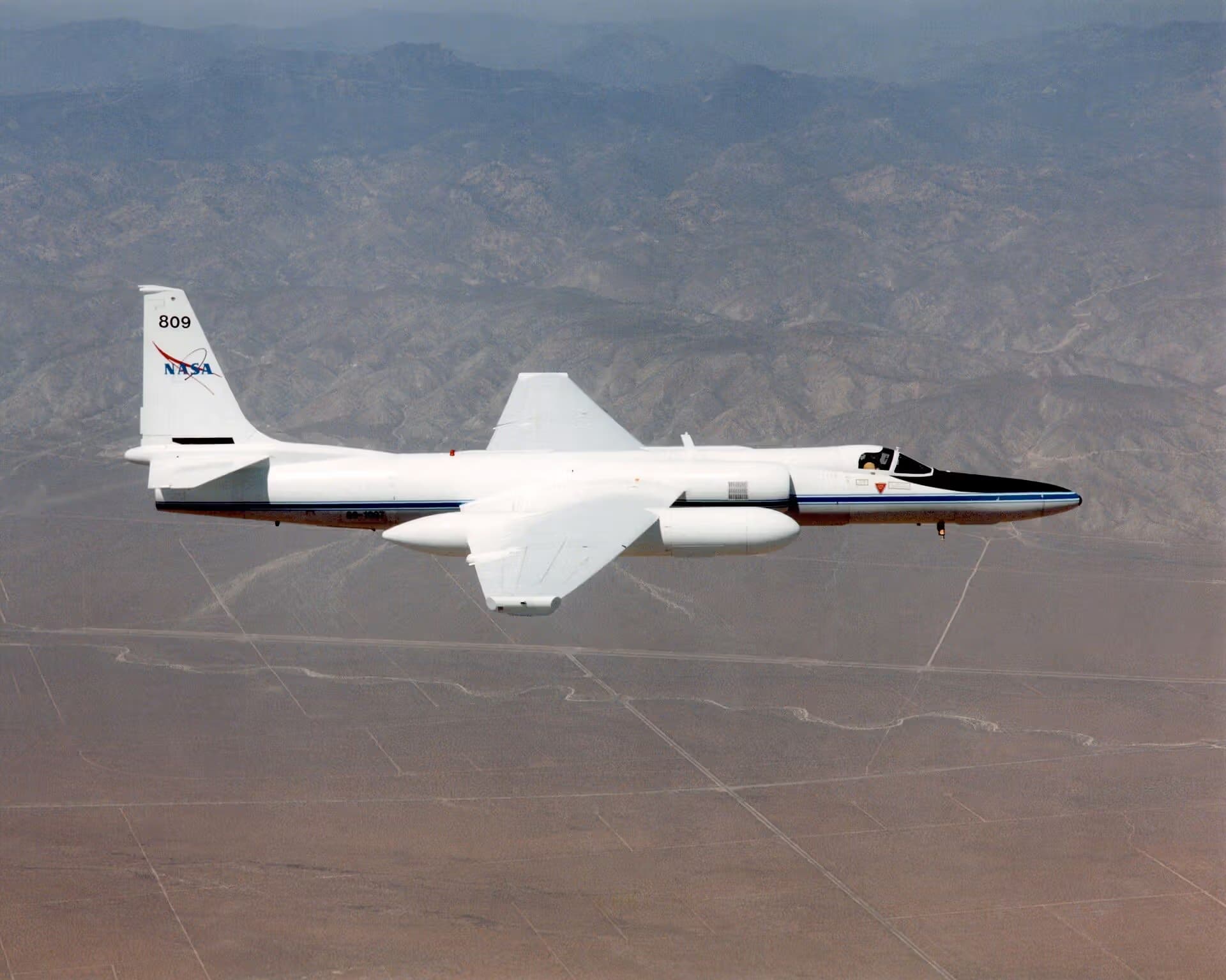 N809NA — Lockheed