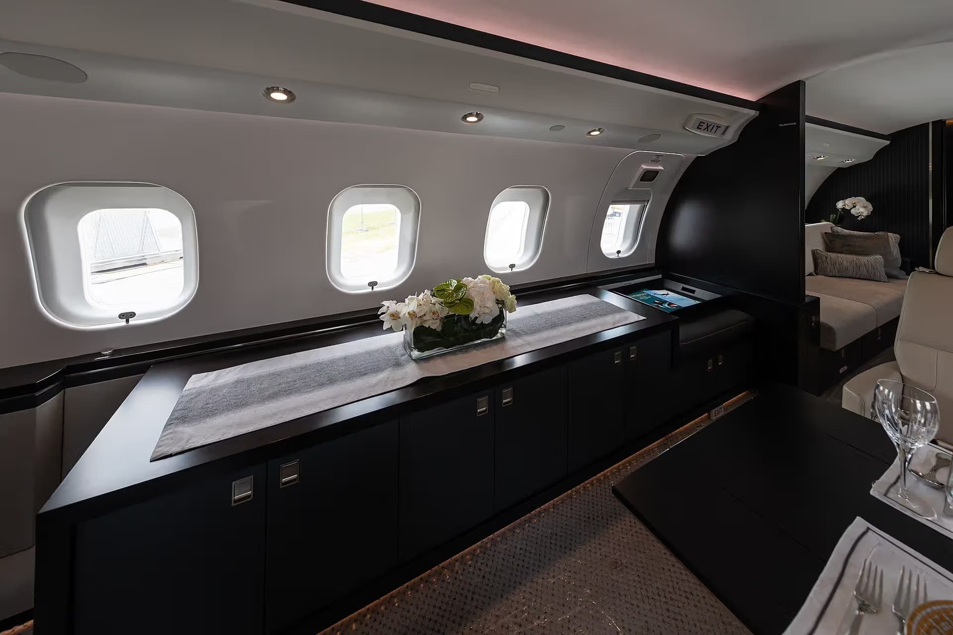N835GL — Business jet