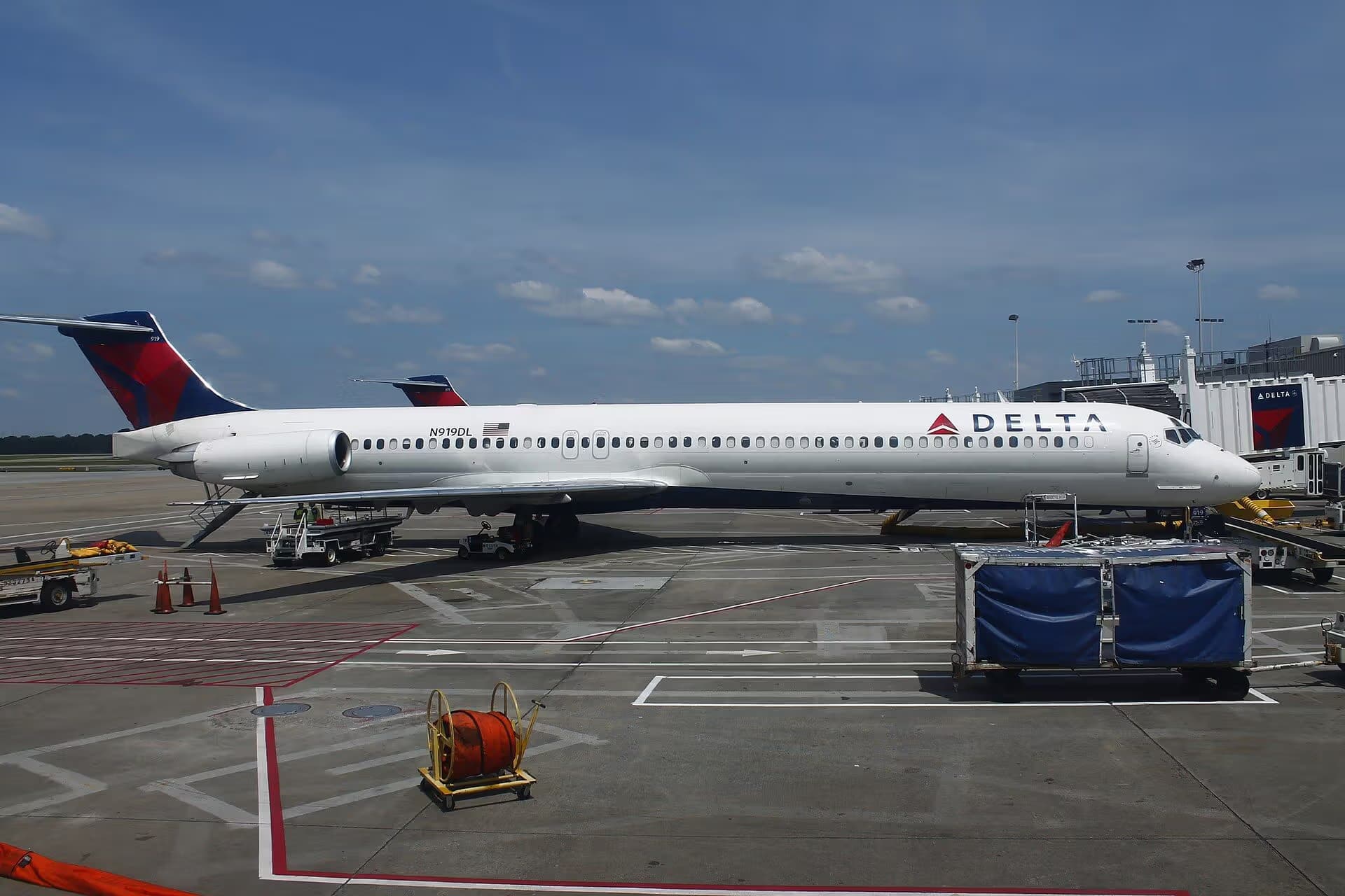 N919DL — Aircraft