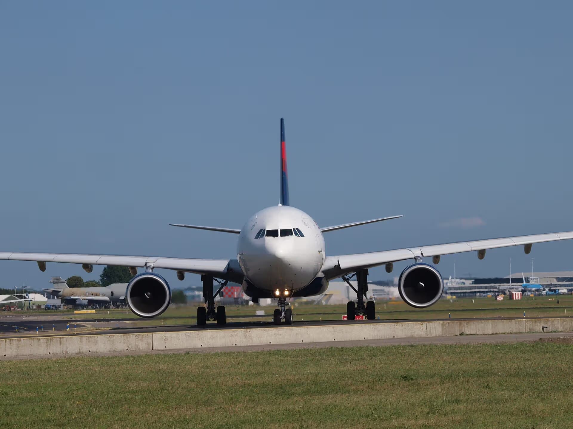 N805NW — Airbus