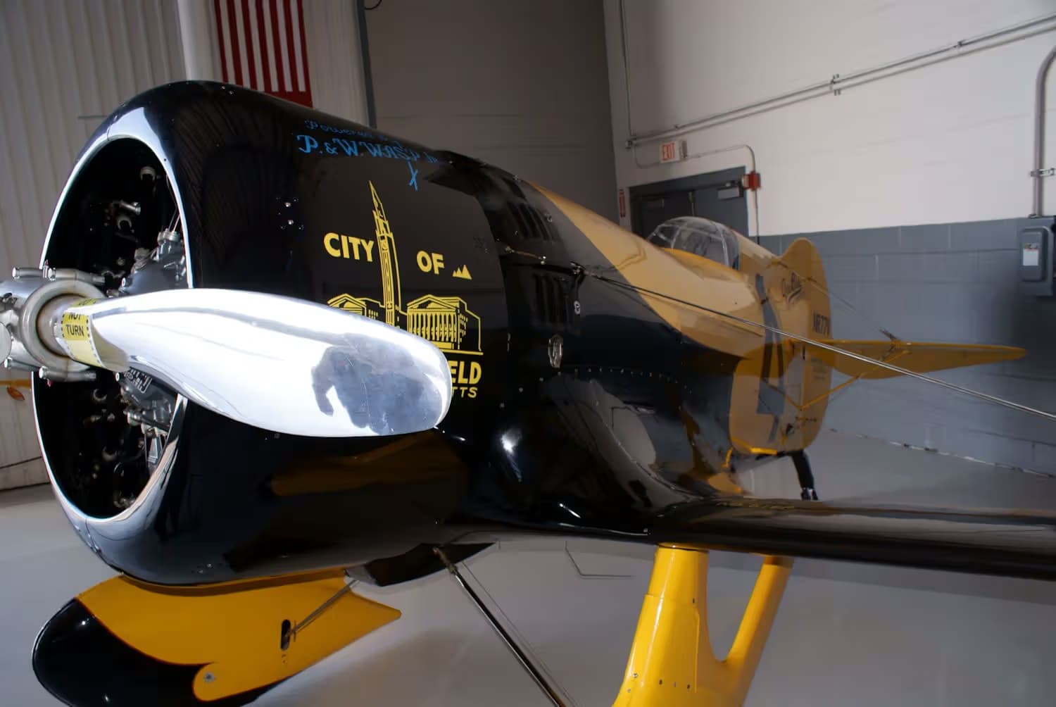 Unidentified — Single-engine aircraft
