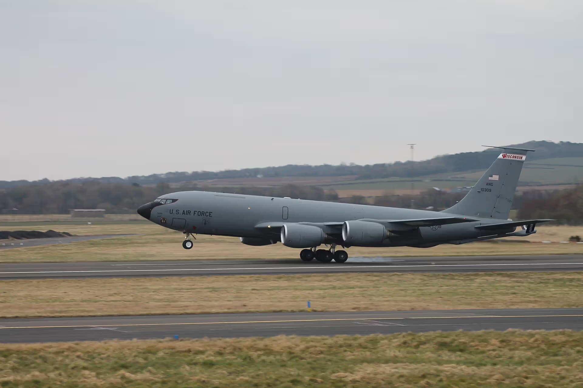 Unidentified — Boeing