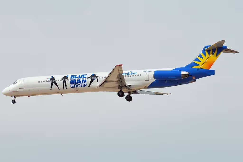 N405NV — Douglas
