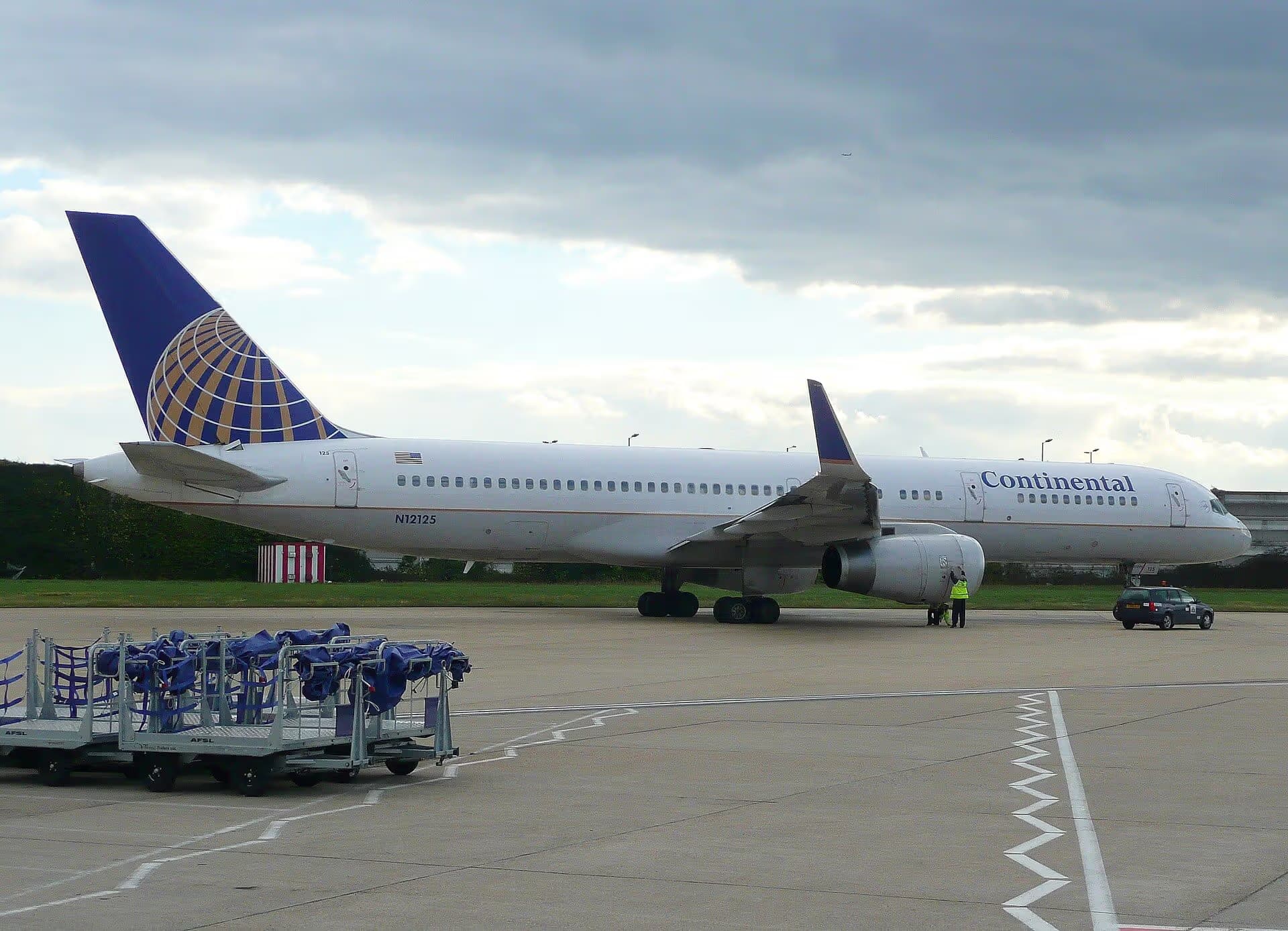N12125 — Boeing