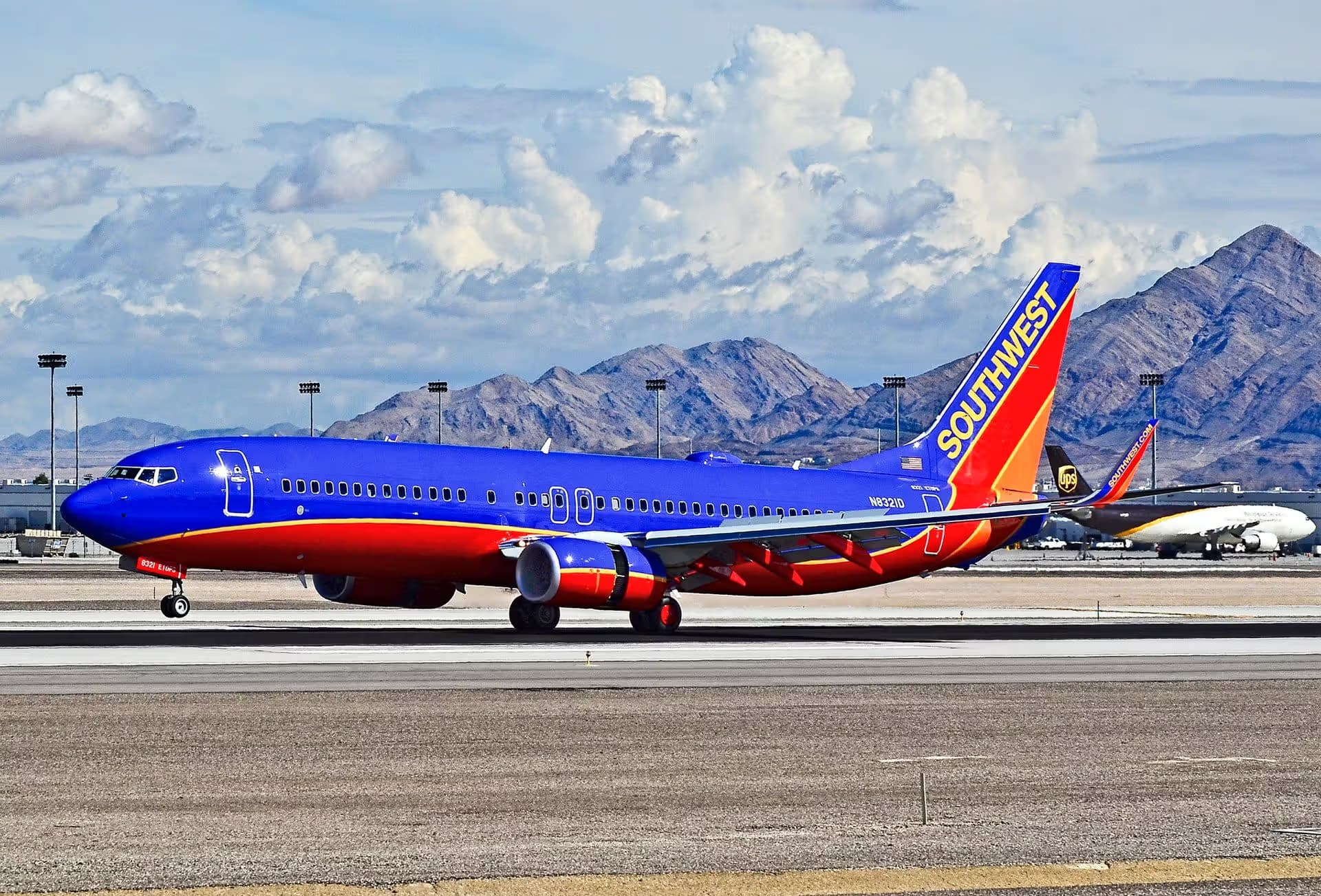 N8321D — Boeing