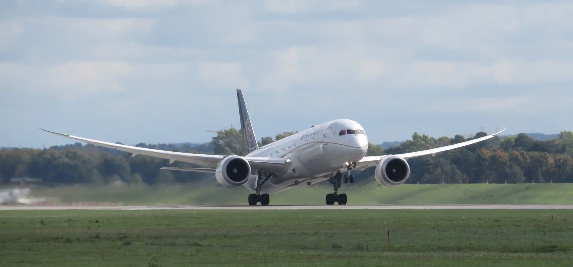 N26952 — Boeing at Munich Airport