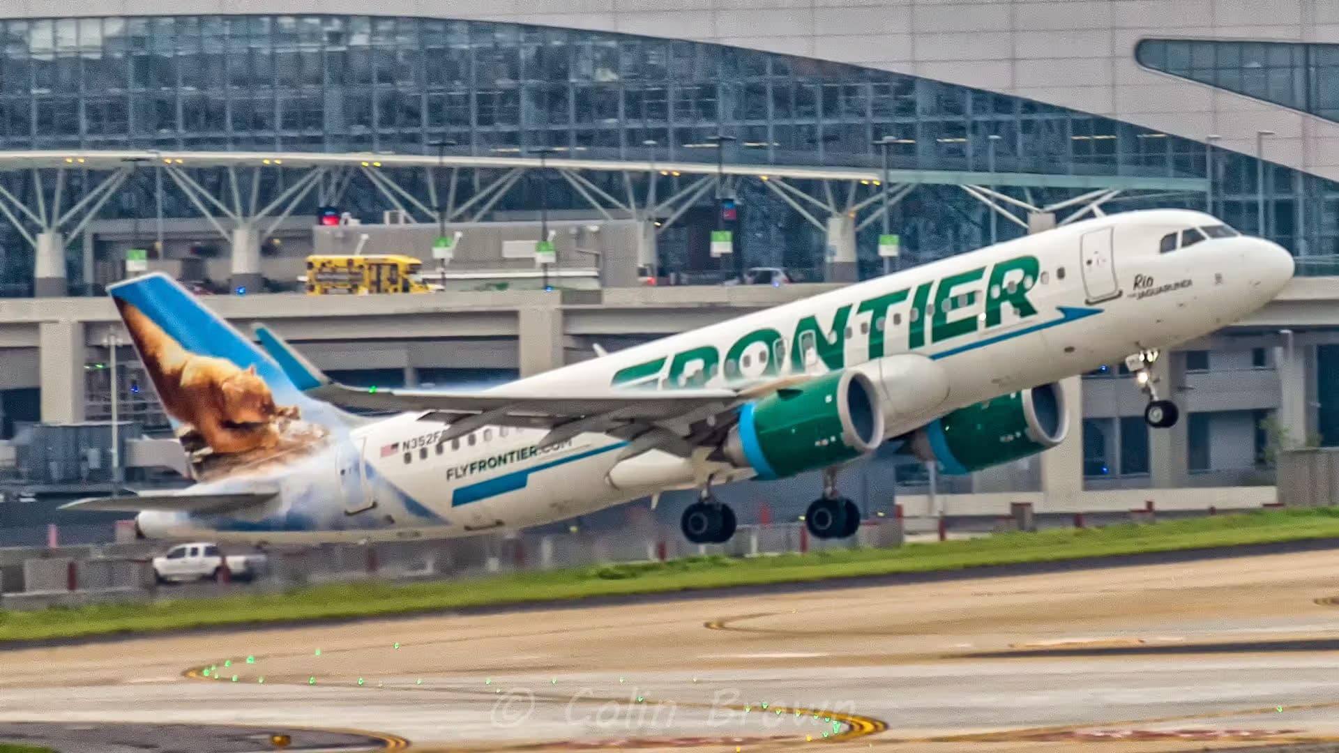 N352FR — Airbus