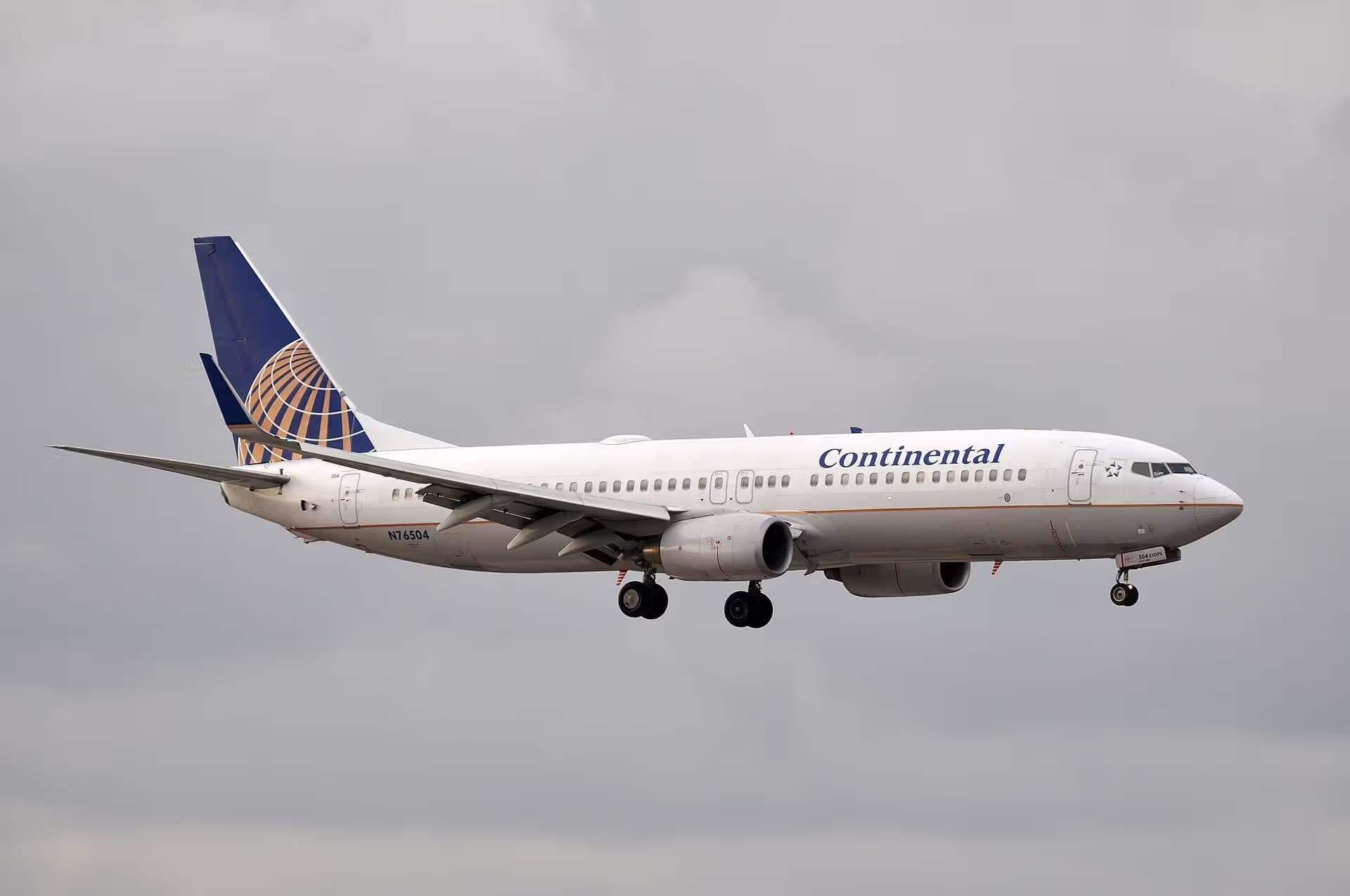 N76504 — Boeing