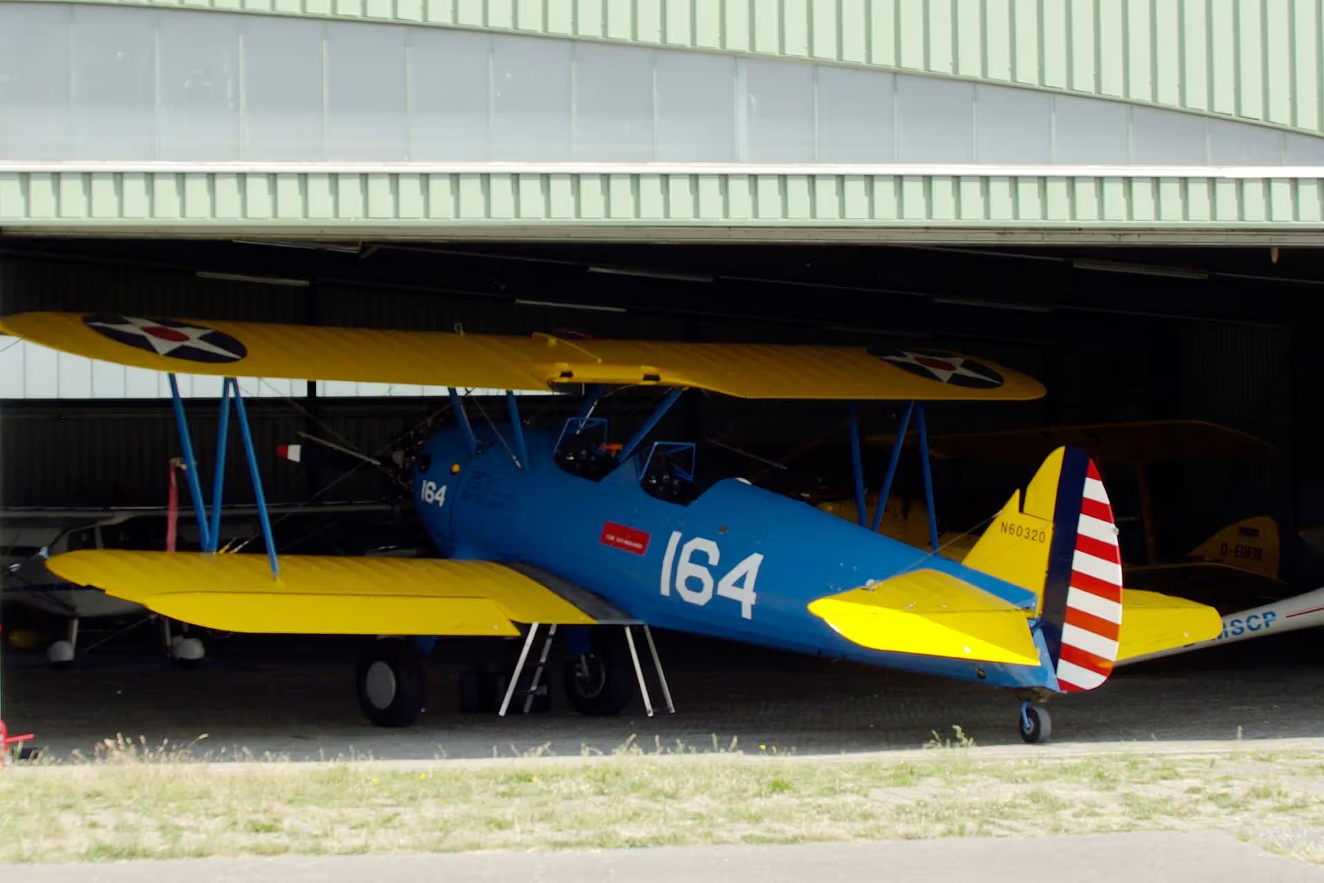 N60320 — Single-engine aircraft
