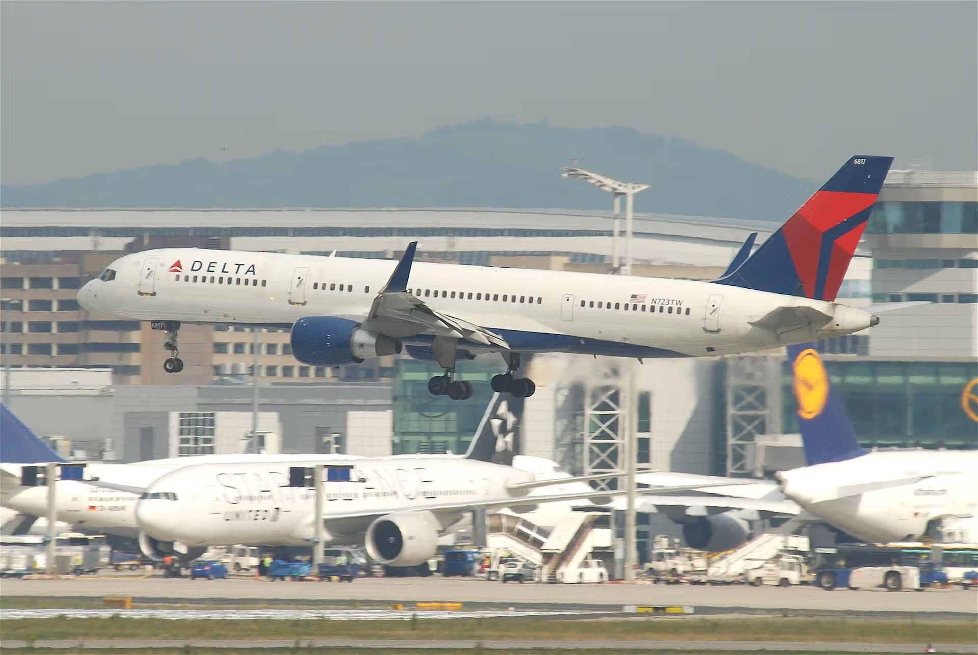 N723TW — Boeing