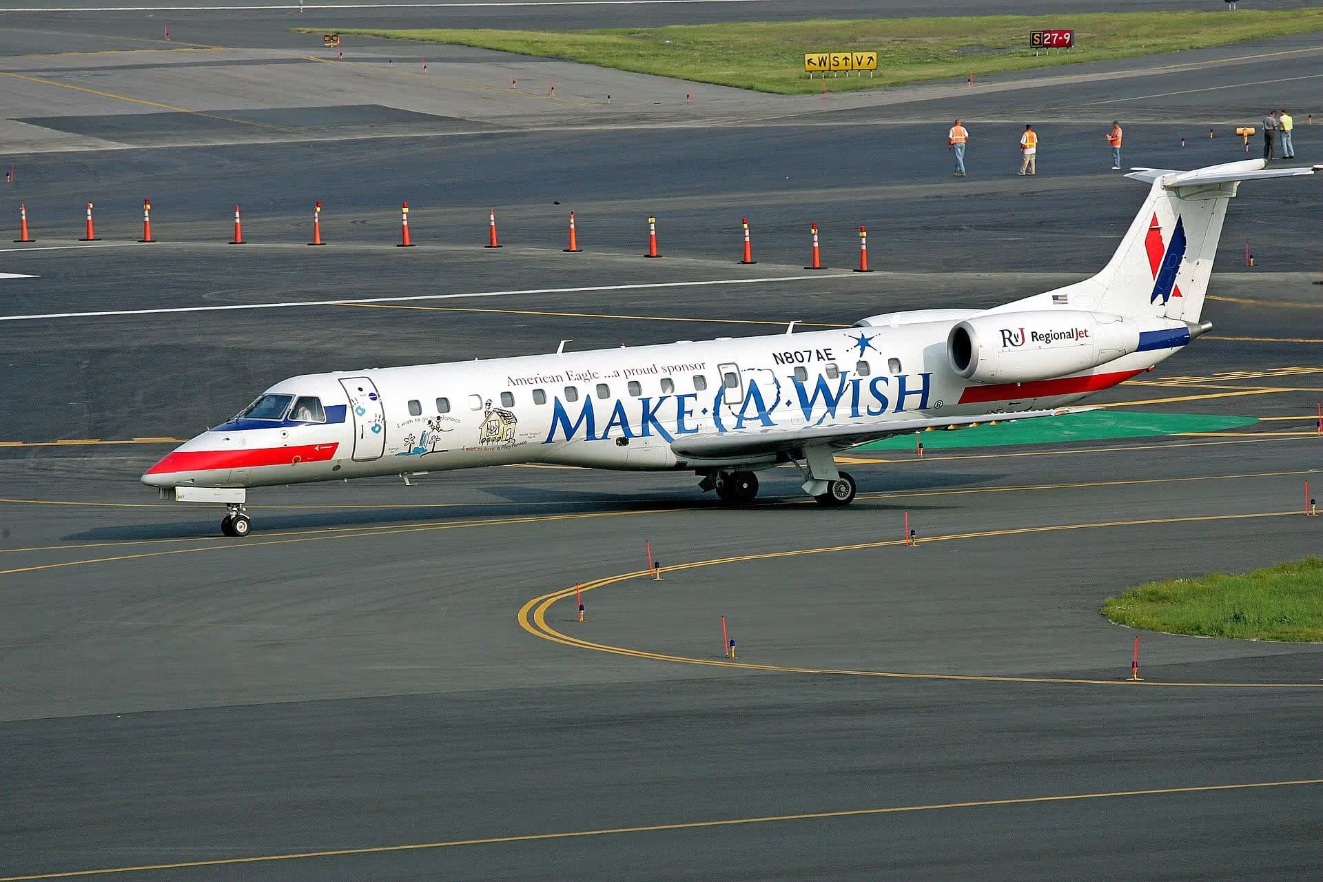 N807AE — Embraer
