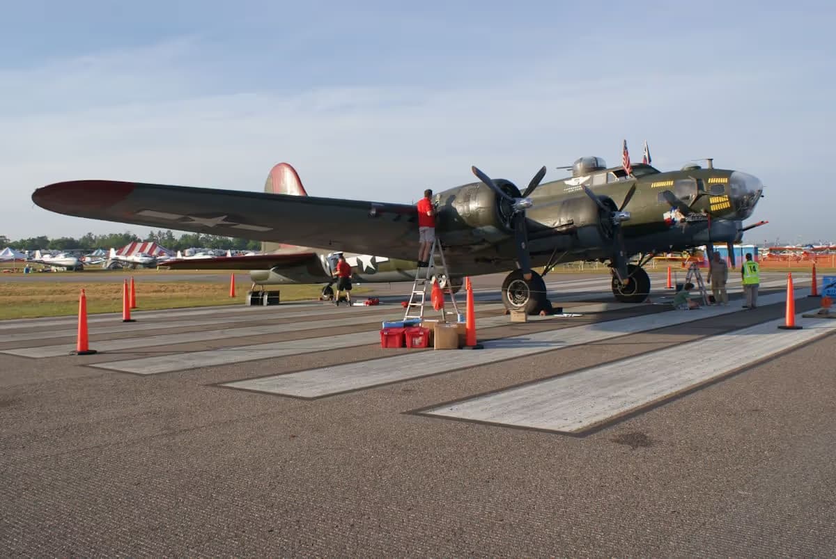 N7227C — Boeing