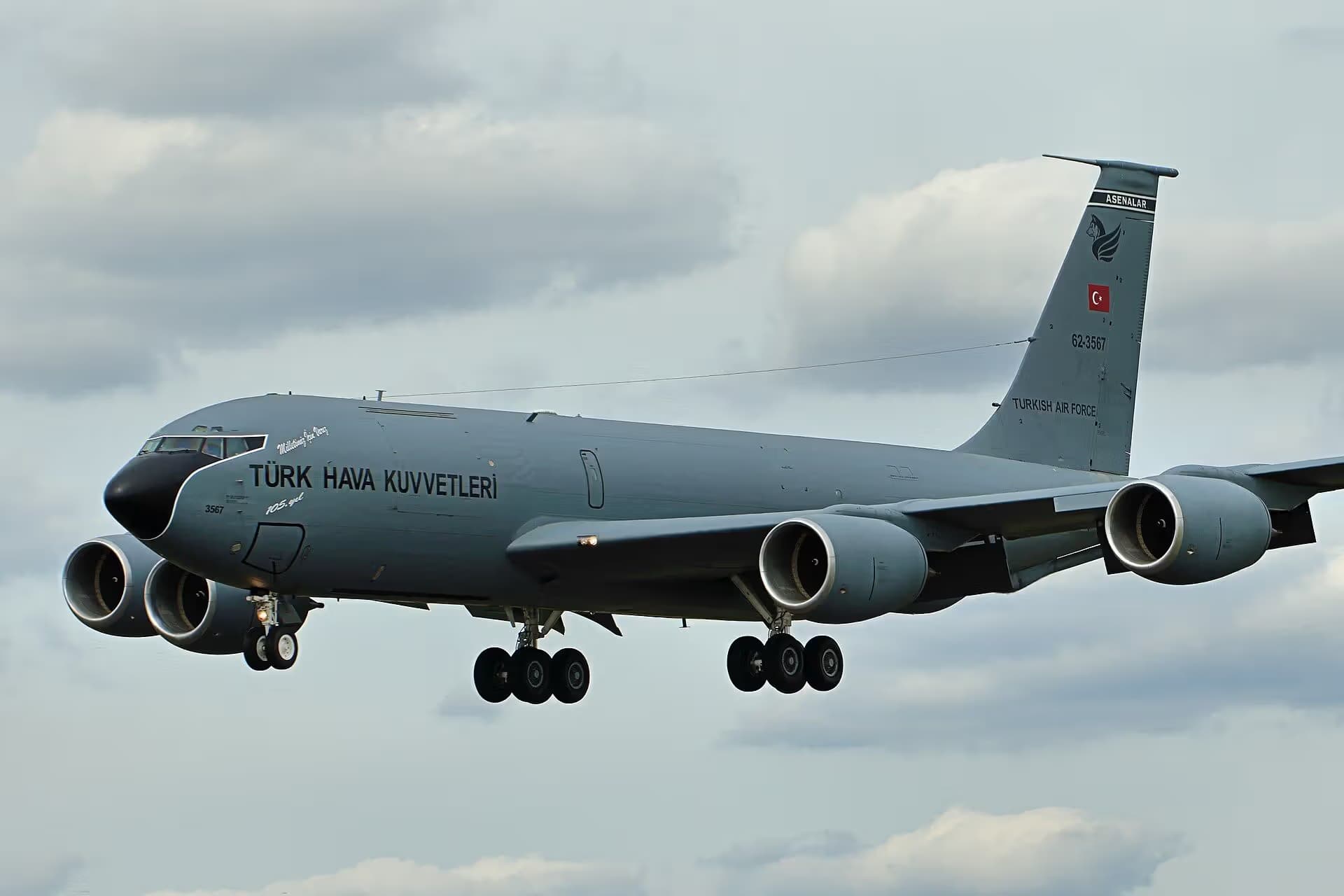 Unidentified — Boeing