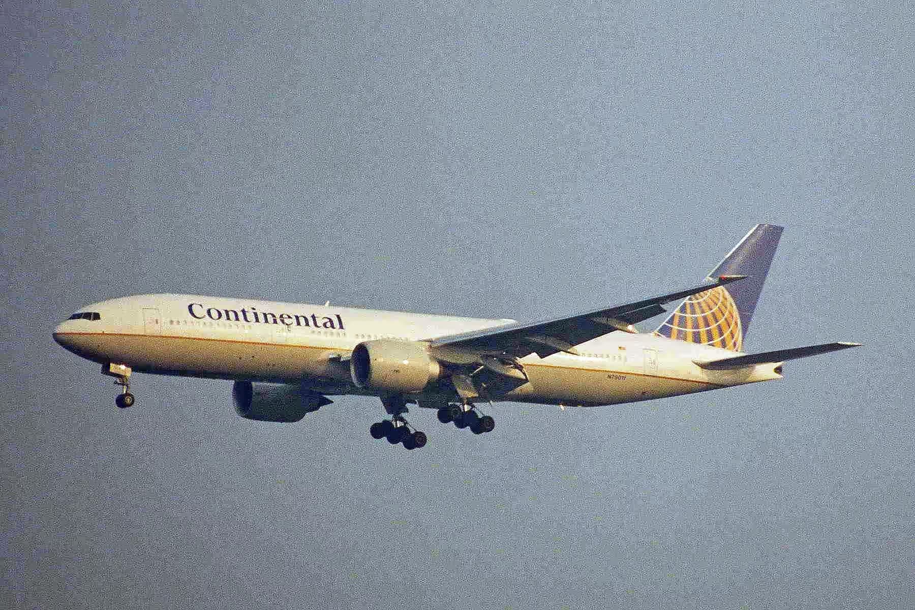 N79011 — Boeing