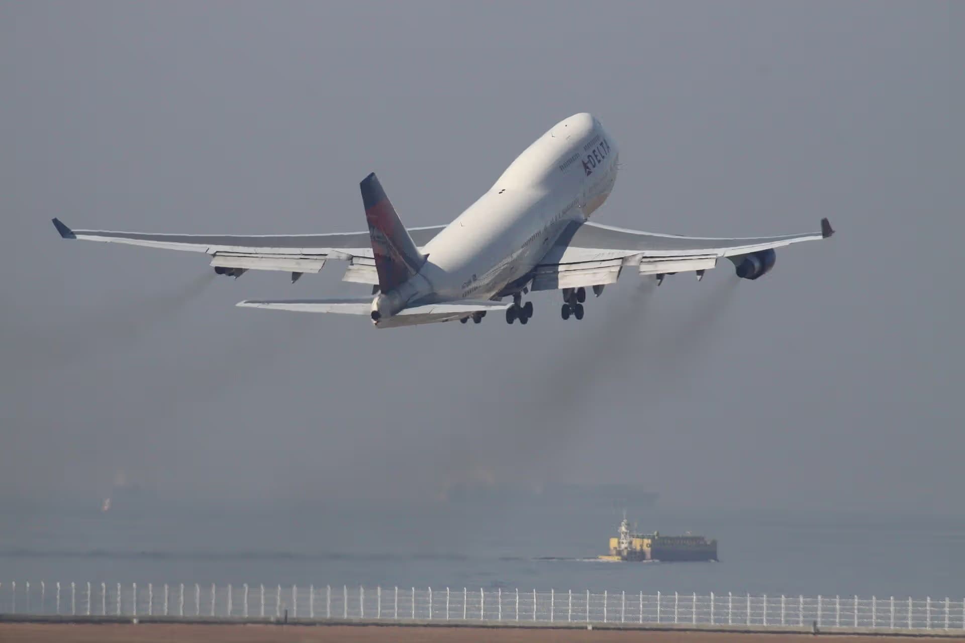 N676NW — Boeing