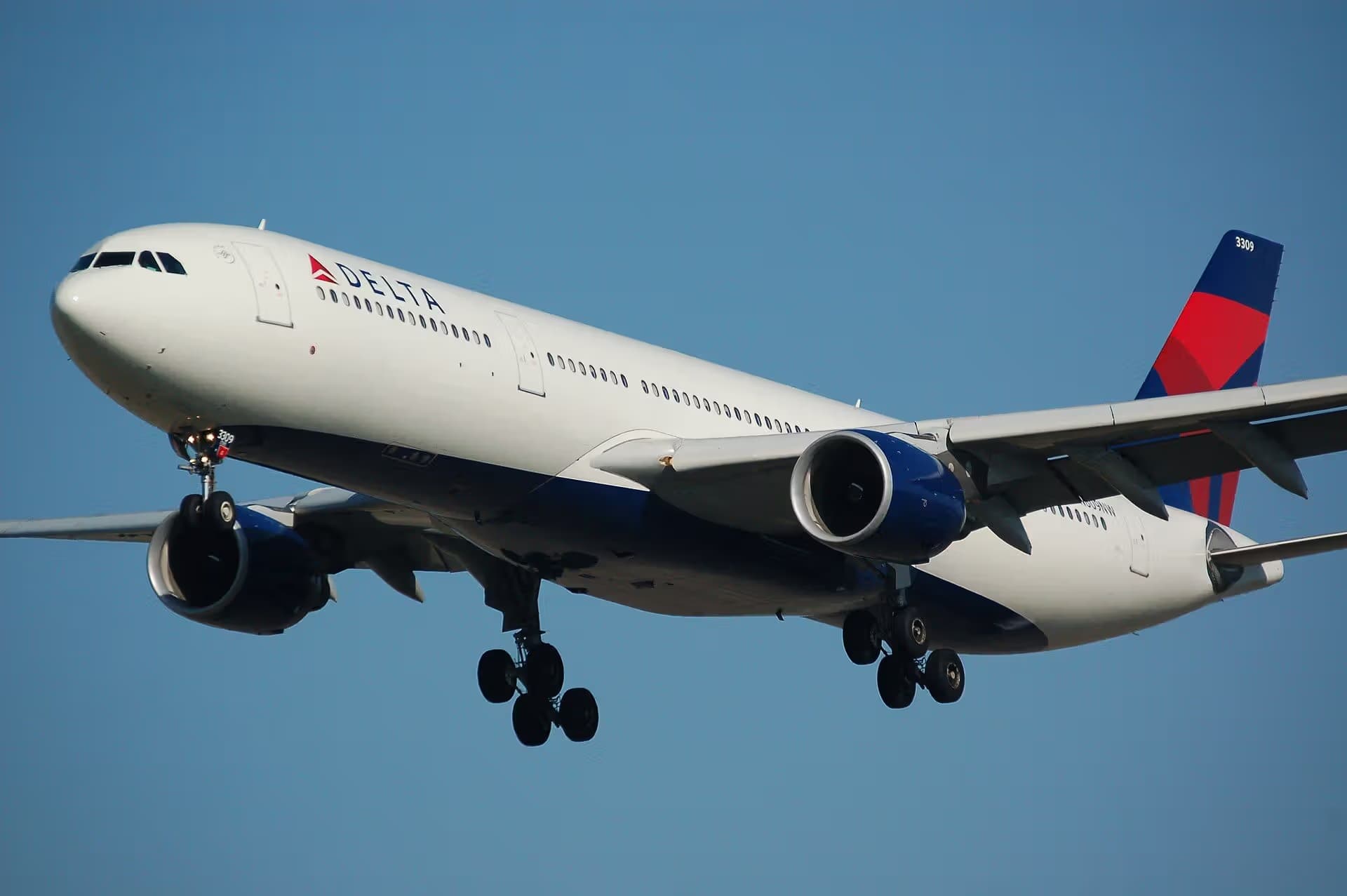 N809NW — Airbus at Amsterdam Airport