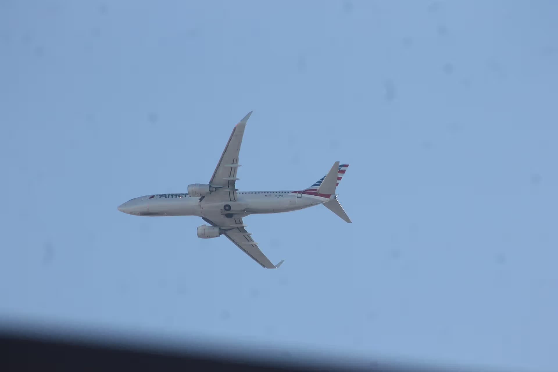 N918AN — Twin-engine aircraft